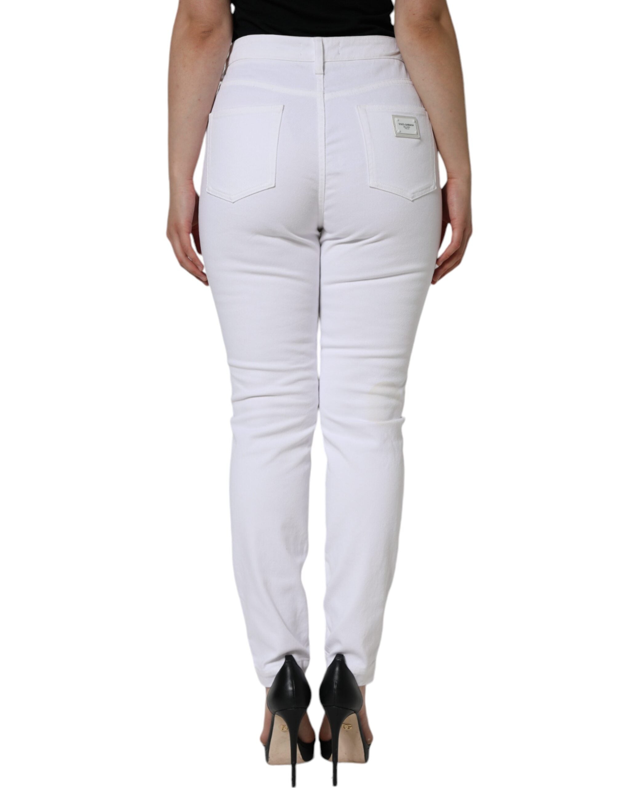 Indulge in the exquisite craftsmanship of Dolce & Gabbana's AUDREY Skinny Jeans, a luxurious blend of comfort and elegance for every sophisticated occasion.