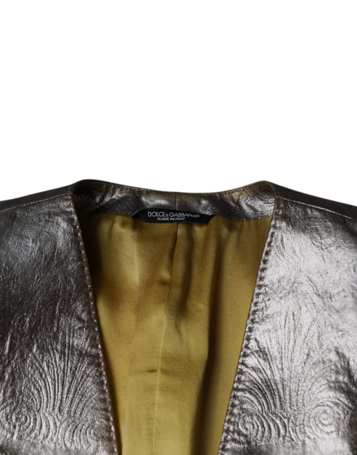 Experience the allure of the Dolce & Gabbana Gold Jacquard Single Breasted Dress Blazer, a testament to Italian craftsmanship in luxurious silk and polyester, perfect for the discerning individual.