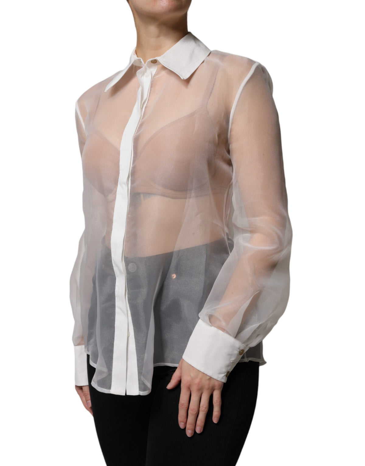 Elevate your style with the Elisabetta Franchi White Sheer Collared Top, a masterpiece of Italian craftsmanship that embodies timeless elegance and sophistication.