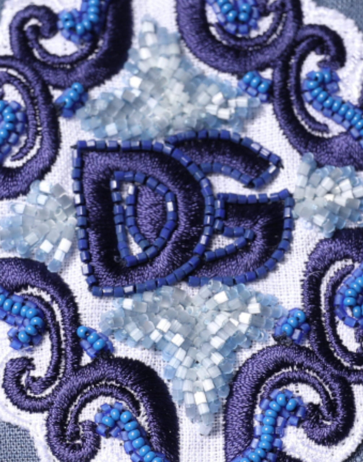 Indulge in the exquisite Dolce & Gabbana Blue Logo Long Sleeve Button Down Shirt, crafted from 100% flax, embodying timeless elegance and luxurious sophistication for the discerning individual.
