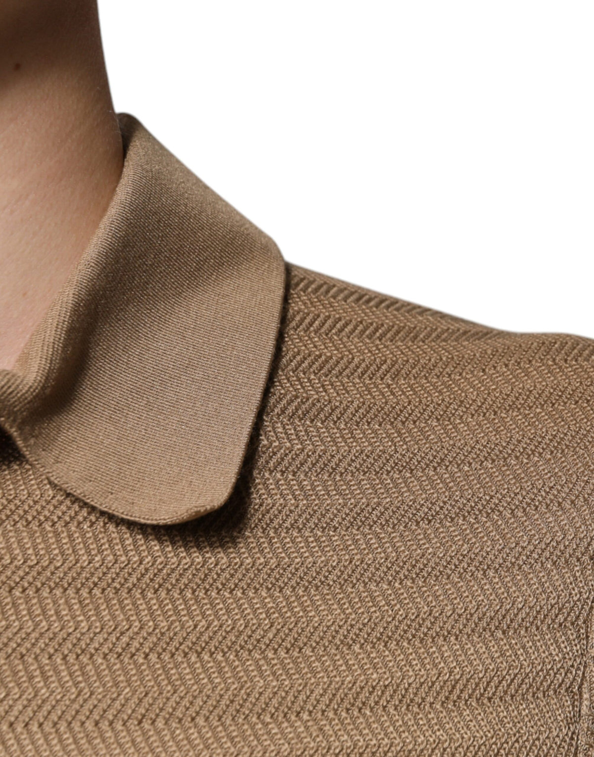 Indulge in the Dolce & Gabbana Brown Collared Silk Polo T-shirt, where exquisite craftsmanship meets timeless elegance, perfect for the discerning individual.