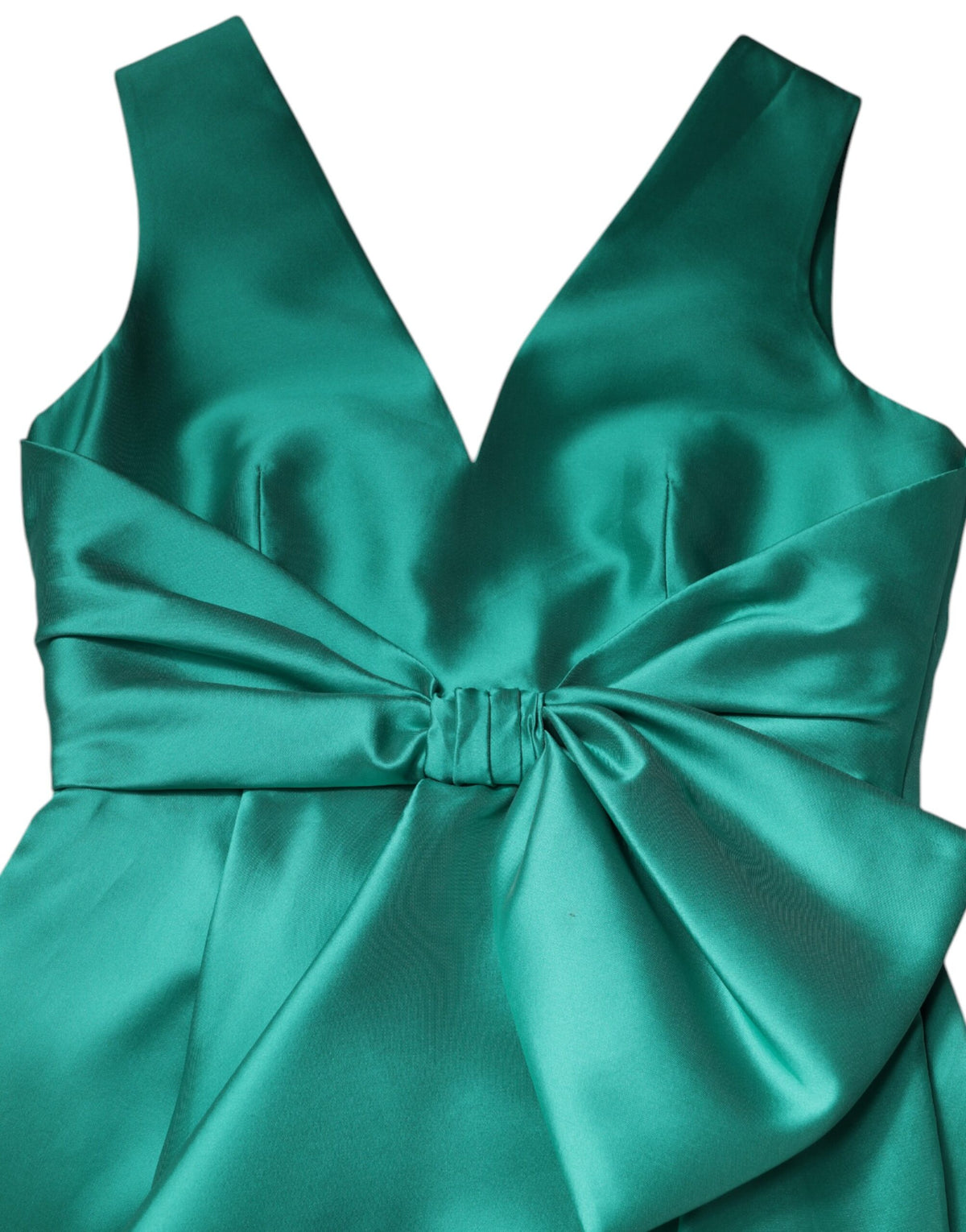 Elevate your elegance with the Alberta Ferretti Green Satin Layered Dress, a masterpiece of Italian craftsmanship that embodies luxury and allure for unforgettable moments.