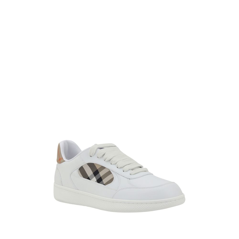 Step into refined elegance with Burberry White Calf Leather Bos Taurus Low Top Sneakers from the Luxe Elegance Redefined Collection, where artisanal craftsmanship meets timeless sophistication.