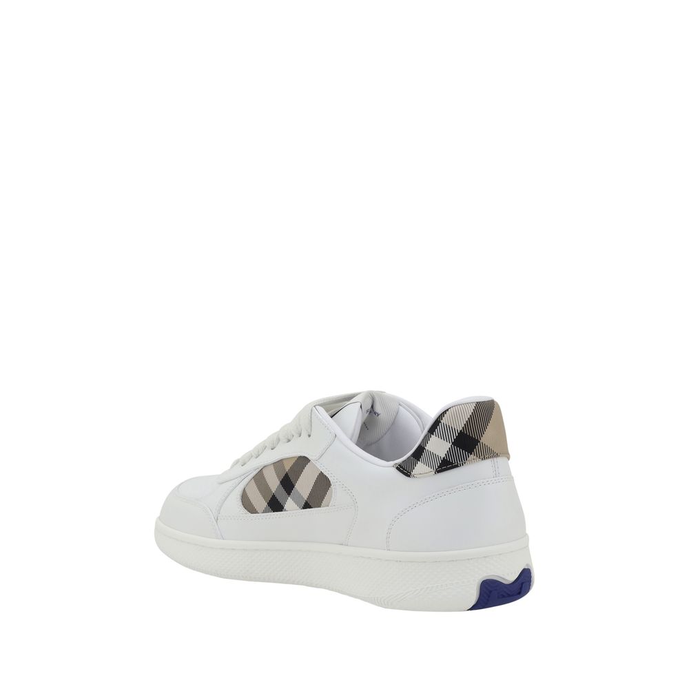 Discover the Burberry White Calf Leather Bos Taurus Low Top Sneakers from the Luxe Elegance Redefined Collection, where exquisite craftsmanship meets timeless sophistication.