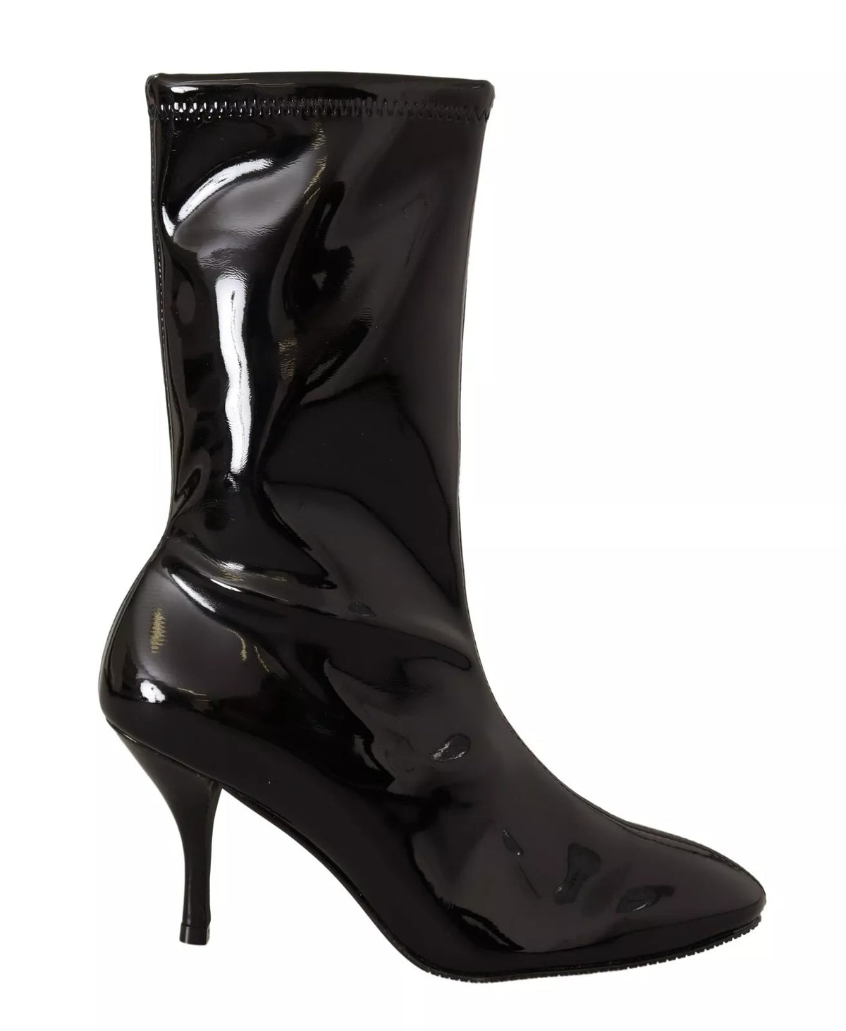 Step into elegance with Stuart Weitzman's Black Patent Leather High Heels, a luxurious blend of sophisticated design and exquisite craftsmanship, perfect for every occasion.