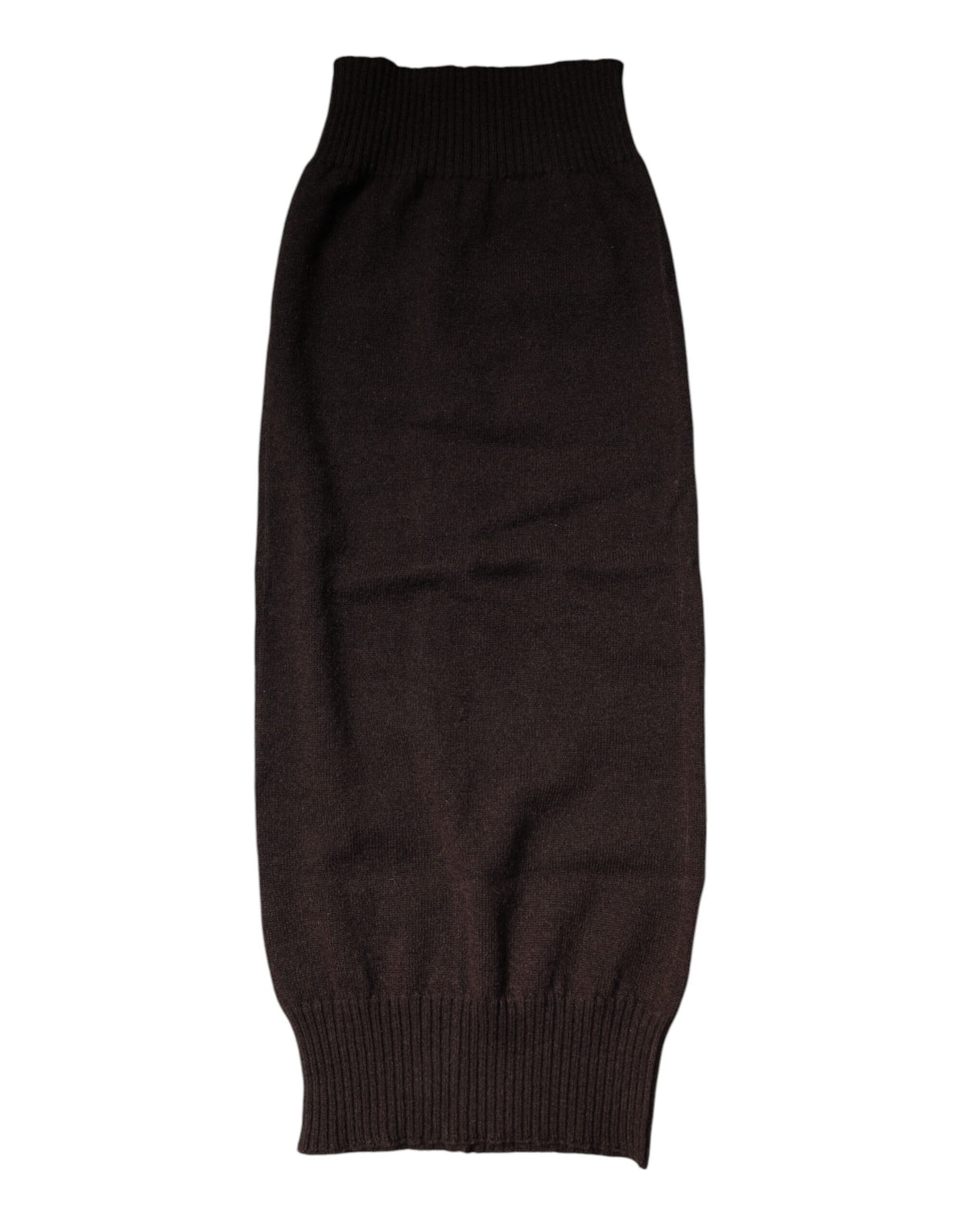 Indulge in the exquisite Dolce & Gabbana Brown Cashmere Knitted Neck Warmer Foulard Scarf, a timeless blend of luxury and sophistication, crafted for the discerning individual.