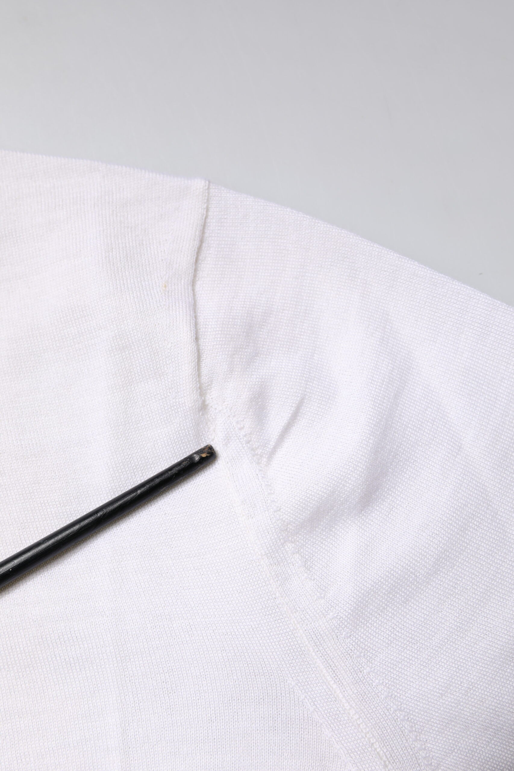 Dolce & Gabbana Cream Cashmere Knit Cropped Cardigan Sweater