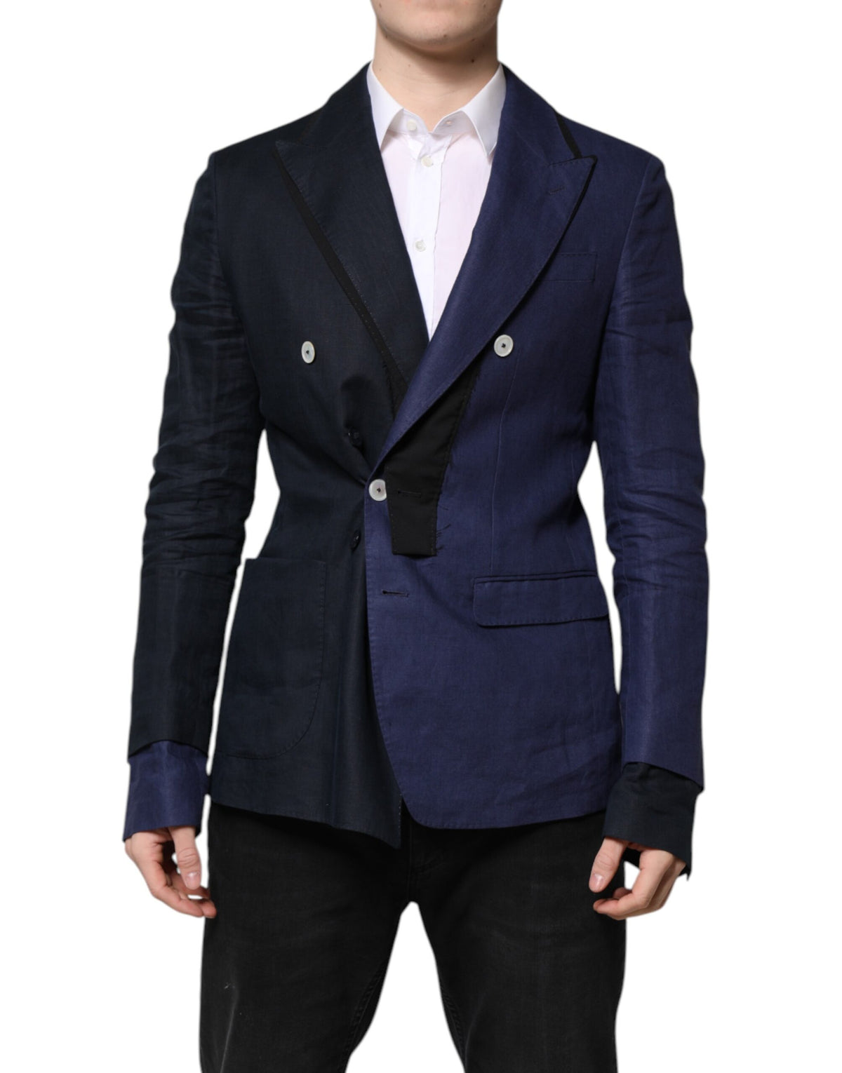 Elevate your wardrobe with the Dolce & Gabbana Navy Blue Double Breasted Suit Coat Blazer, a masterpiece of luxurious tailoring and exquisite Italian craftsmanship.