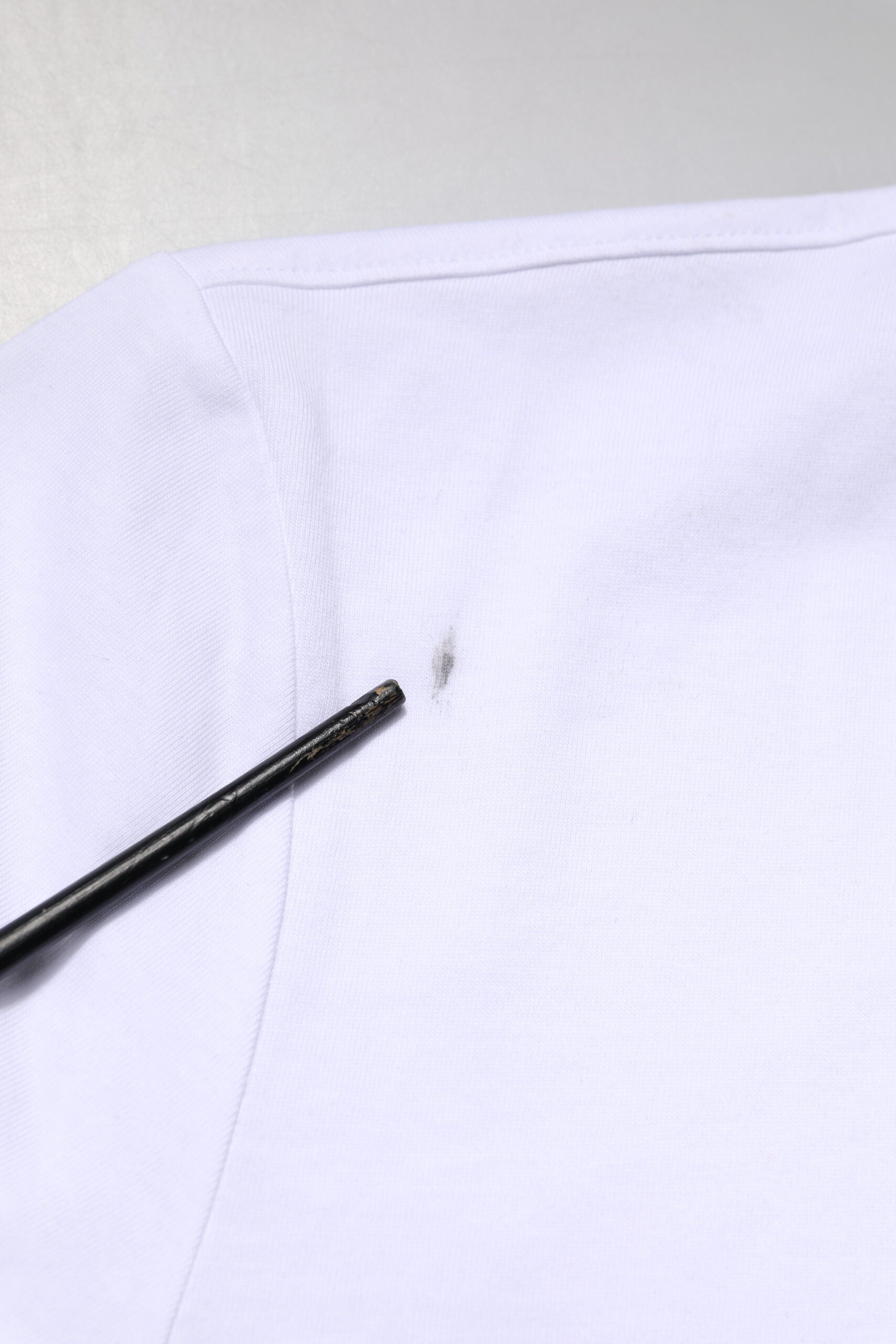 Dolce & Gabbana White Logo Embroidery Crew Neck T-shirt