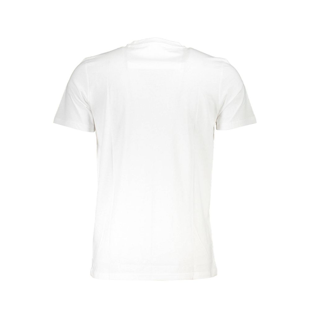 Discover the Cavalli Class Bianco Cotton Men T-Shirt, a luxurious blend of 100% soft cotton and exquisite craftsmanship, perfect for those who embody elegance and confidence.