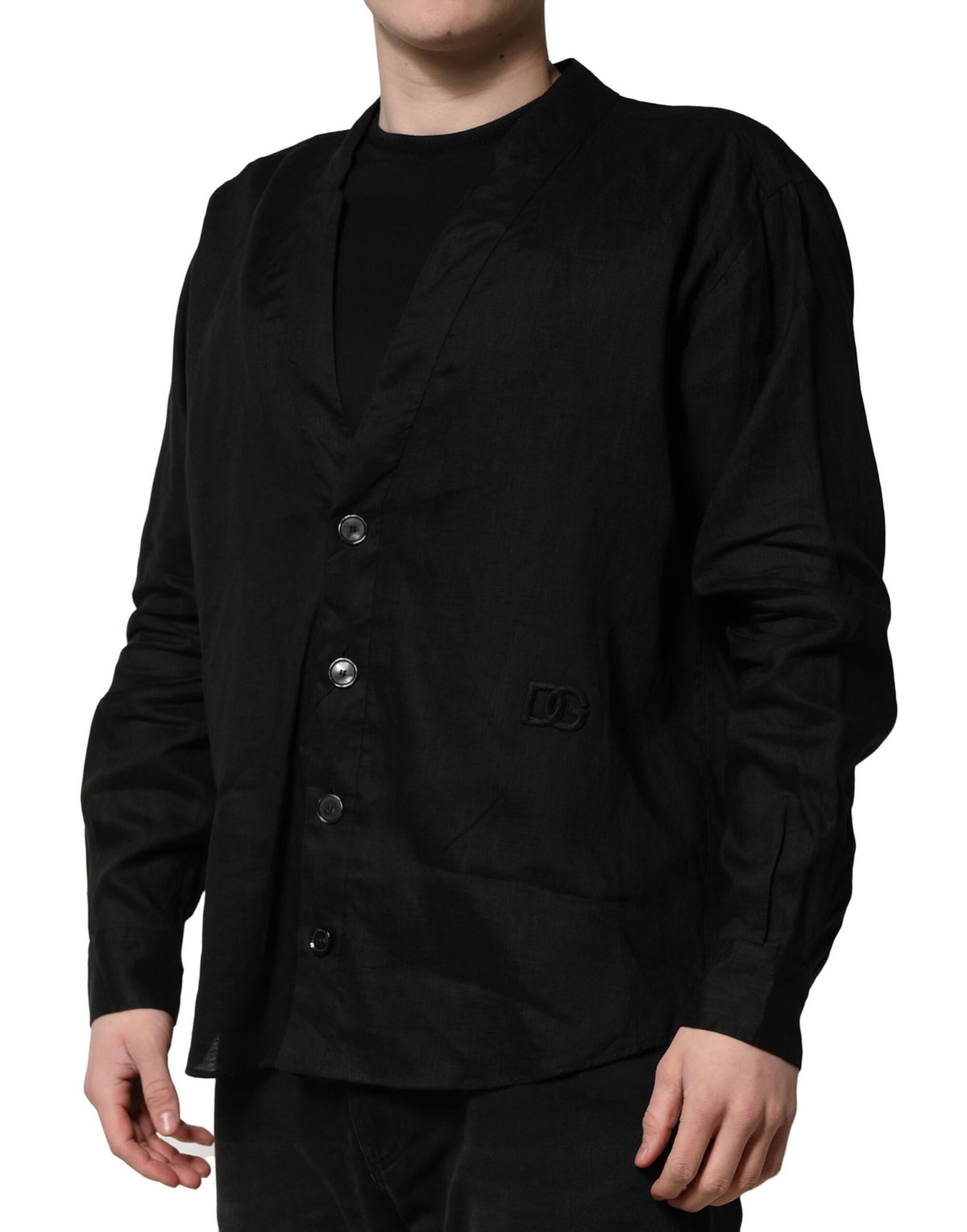 Indulge in the exquisite luxury of the Dolce & Gabbana Black Linen Long Sleeves Casual Shirt, a timeless piece reflecting Italian craftsmanship and elegance for the discerning individual.