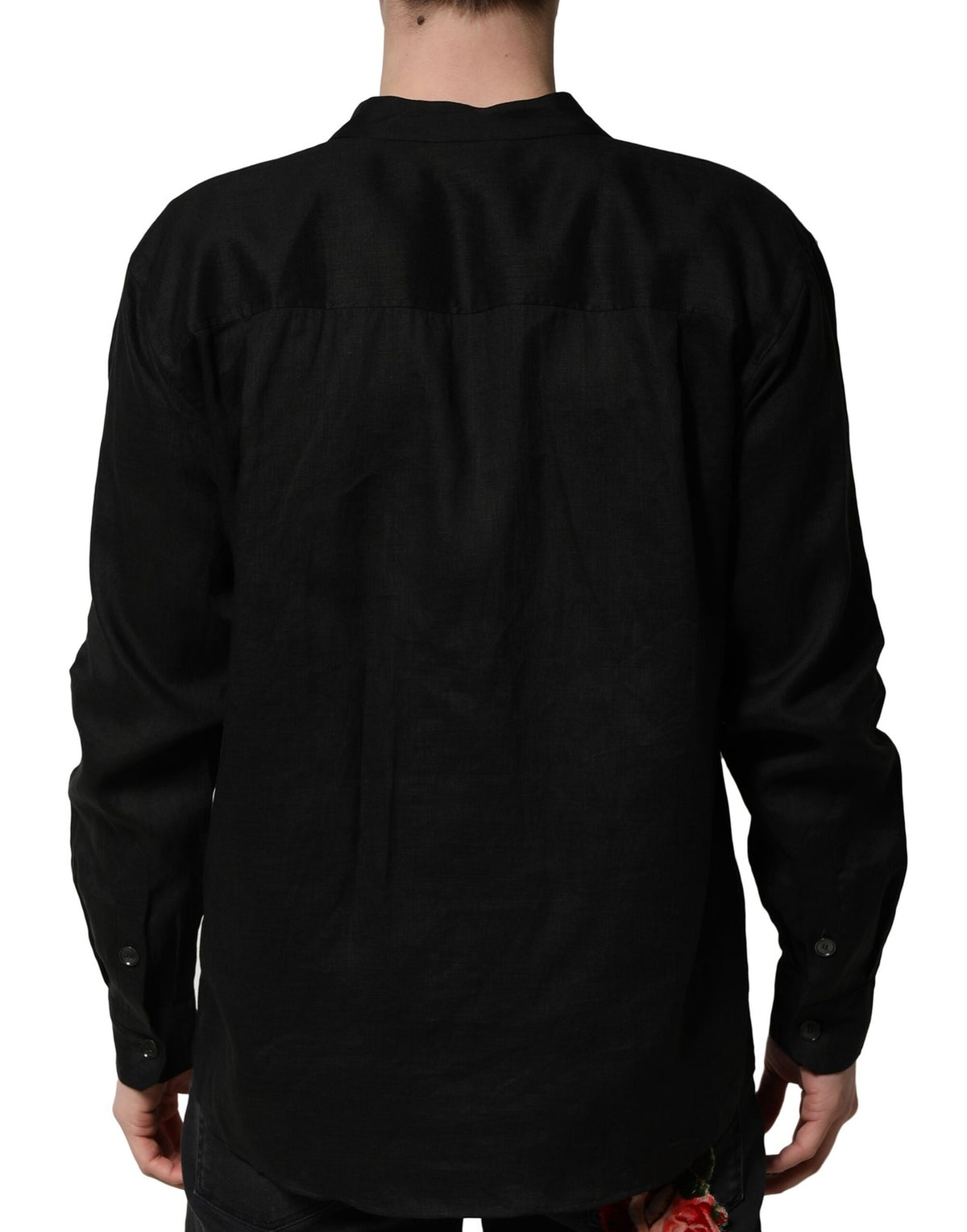 Indulge in the exquisite Dolce & Gabbana Black Linen Long Sleeves Casual Shirt, where Italian craftsmanship meets timeless luxury for the discerning individual.