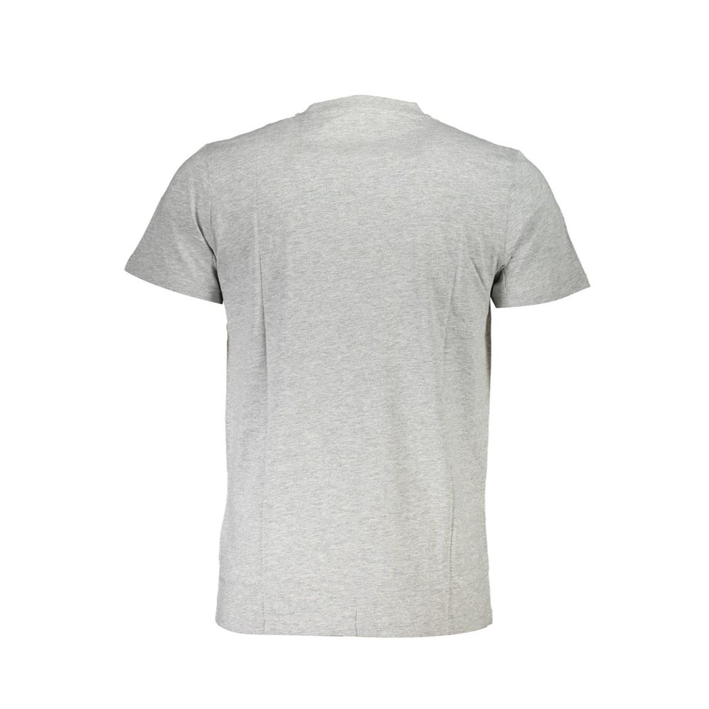 Elevate your wardrobe with the Cavalli Class Grigio Cotton Men T-Shirt, crafted from 100% pure cotton for timeless luxury and effortless sophistication.