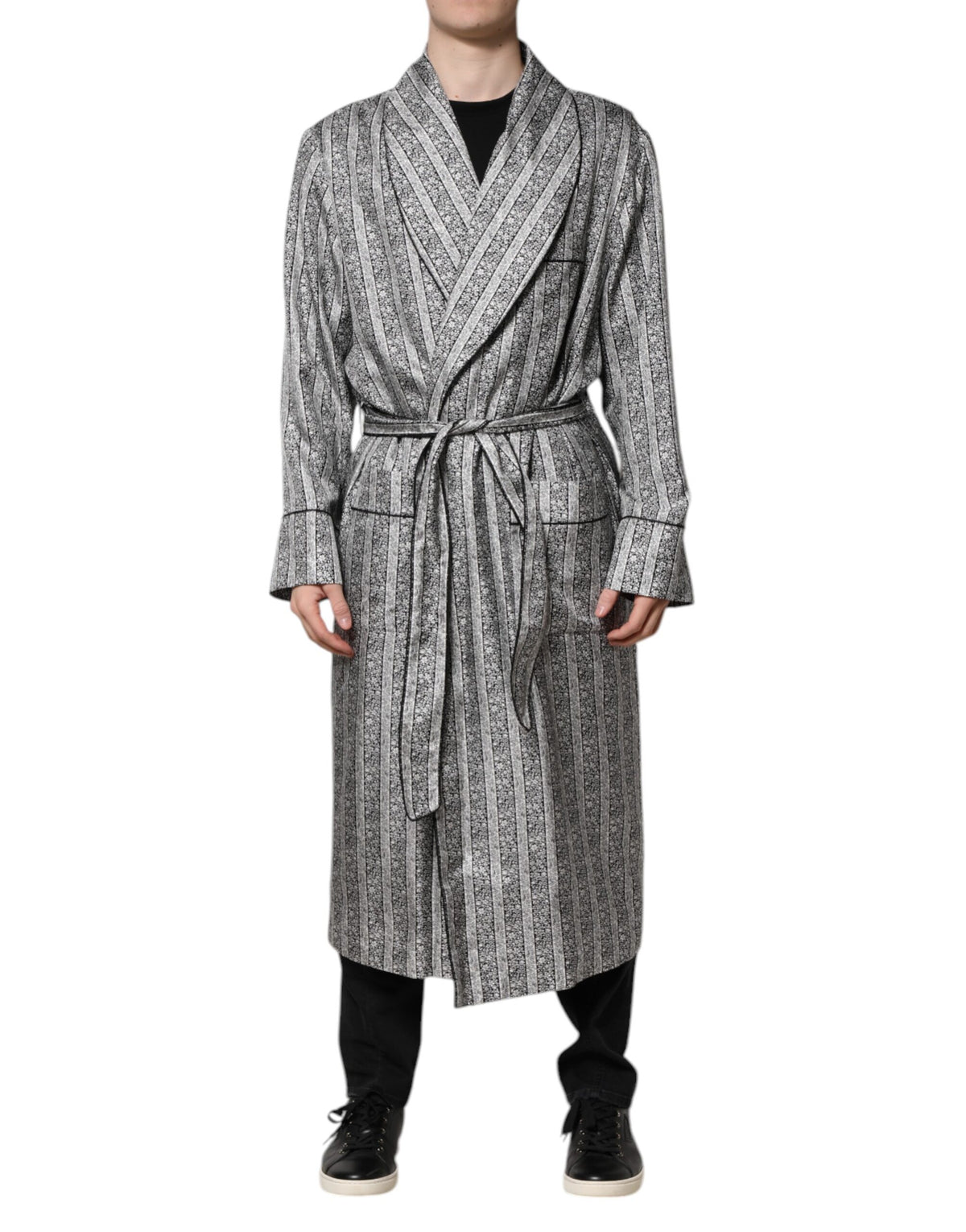 Indulge in the exquisite allure of the Dolce & Gabbana Multicolor Floral Robe Coat Wrap Jacket, crafted from luxurious silk for a statement of elegance and sophistication.