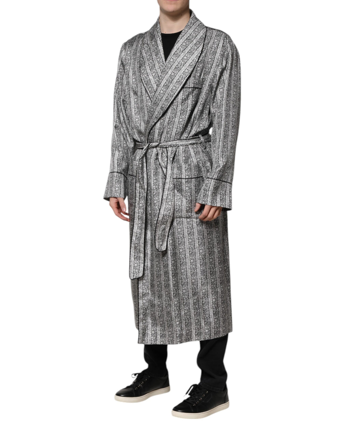 Elevate your wardrobe with the Dolce & Gabbana Multicolor Floral Robe Coat Wrap Jacket, an exquisite silk masterpiece that embodies Italian elegance and timeless allure.