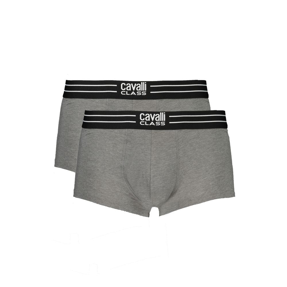 Indulge in the exquisite Cavalli Class Grigio Cotton Men's Boxer Underwear, where luxurious cotton meets sophisticated design for the modern connoisseur.