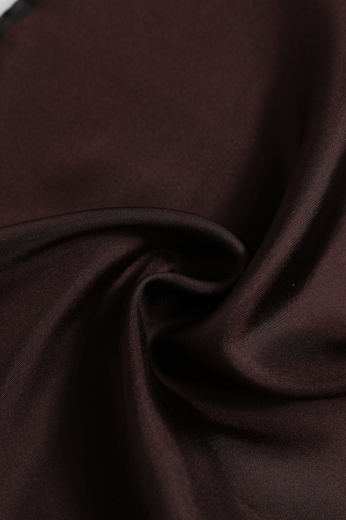 Experience the opulence of the Dolce & Gabbana Brown DG Crown Silk Square Foulard Scarf, a luxurious accessory crafted in Italy, embodying timeless elegance and sophistication.