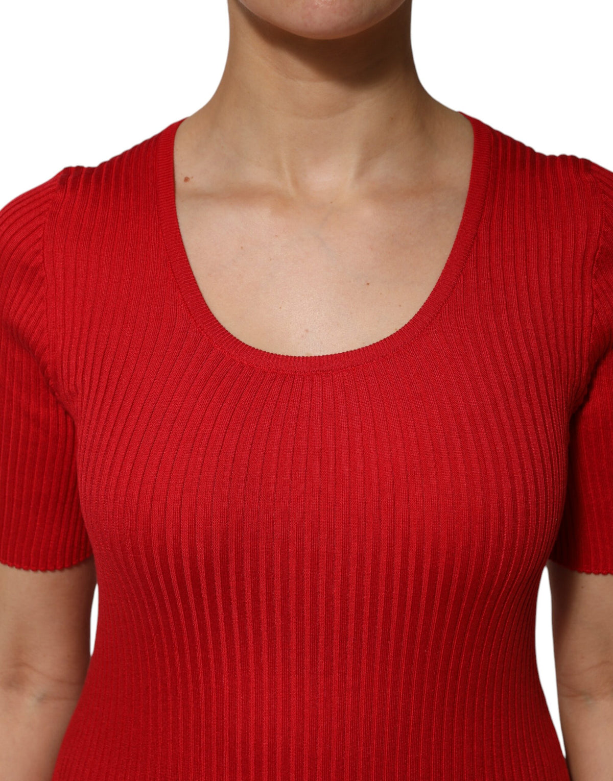 Dolce & Gabbana Red Silk Round Neck Pullover Top - Timeless Elegance