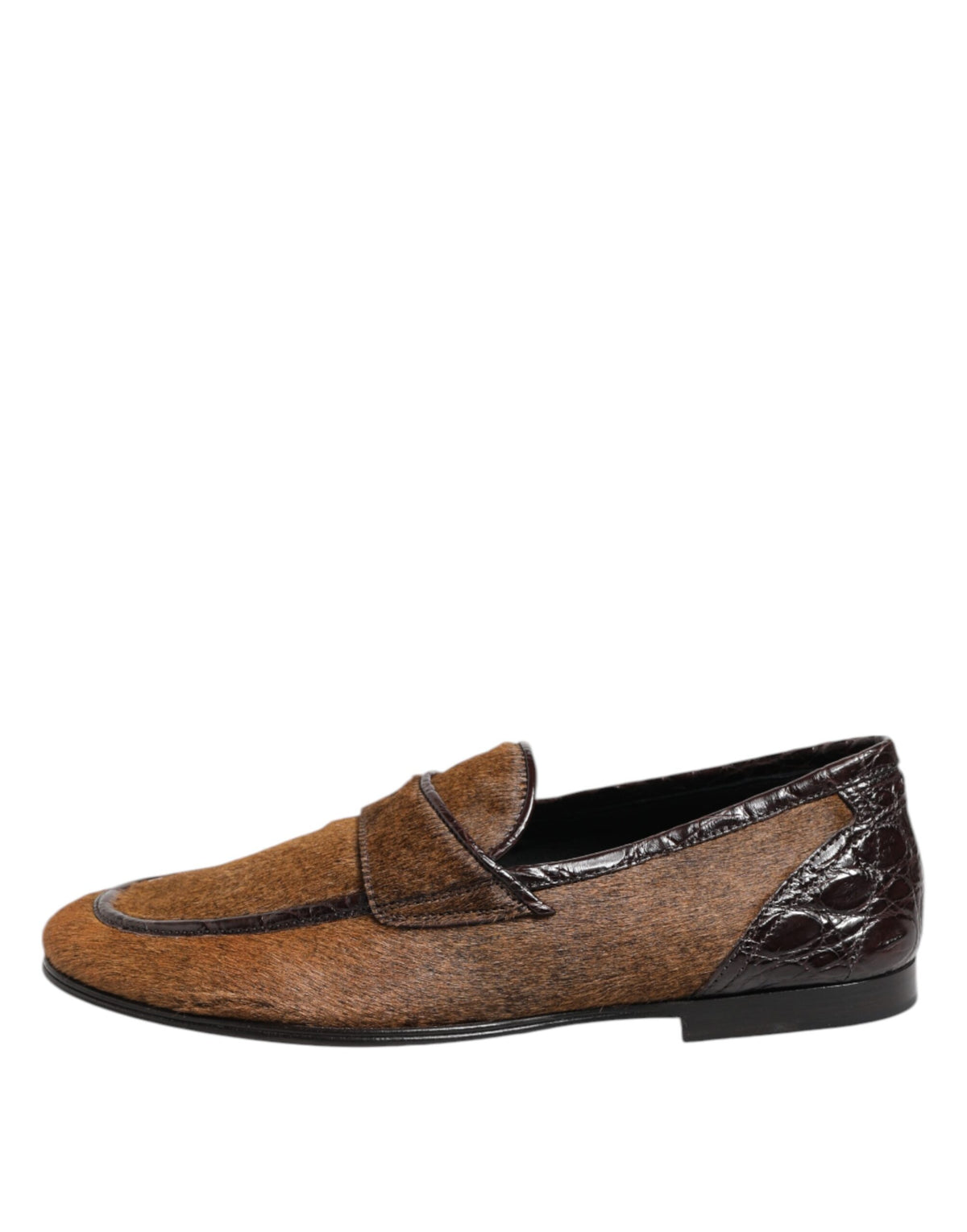 Indulge in the exquisite Dolce & Gabbana Brown Loafers, crafted from caiman and calf fur leather, embodying timeless elegance and luxurious Italian craftsmanship.