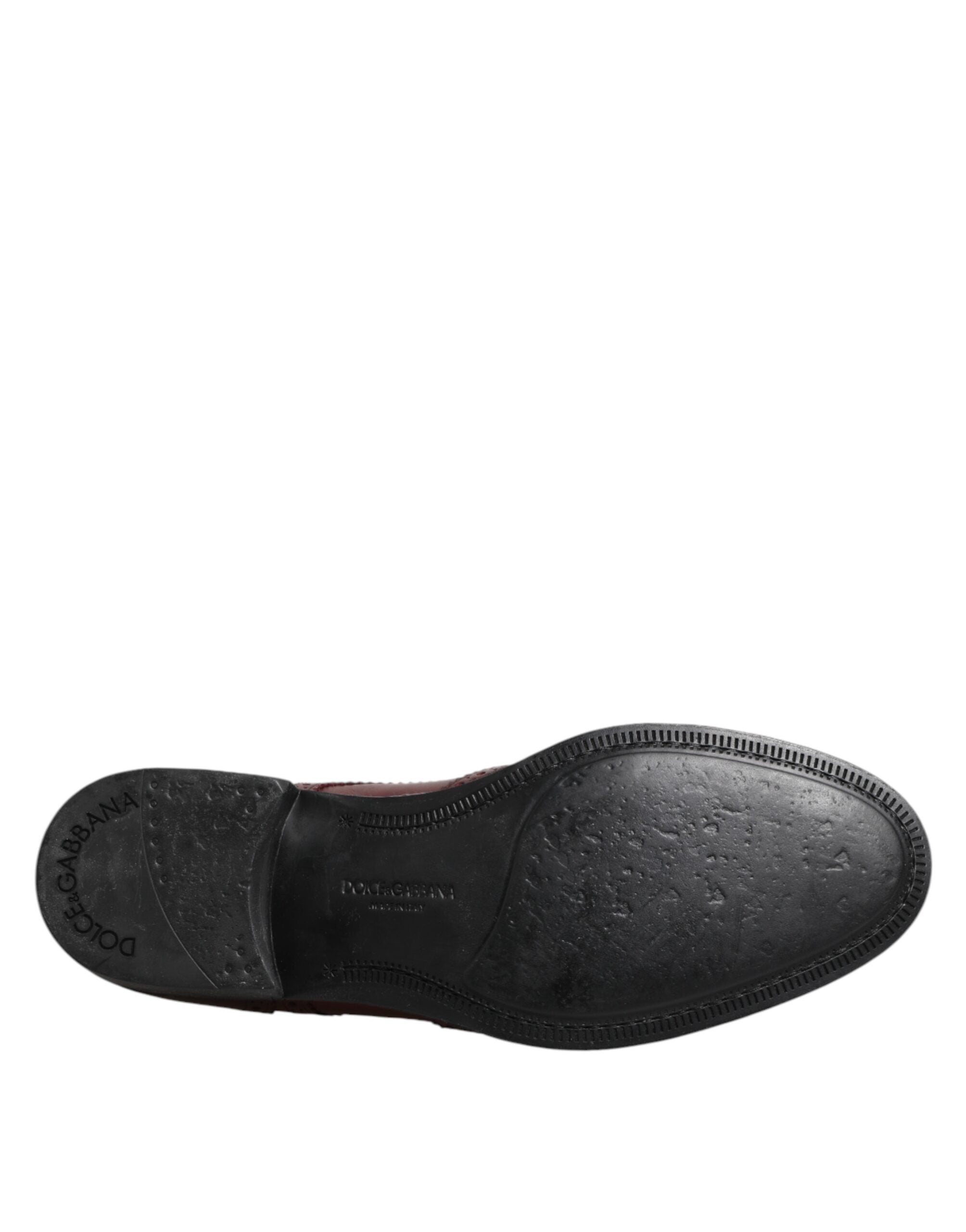 Experience the exquisite Dolce & Gabbana Brown Leather Lace Up Derby Dress Shoes, where Italian craftsmanship meets timeless elegance, perfect for the discerning individual.