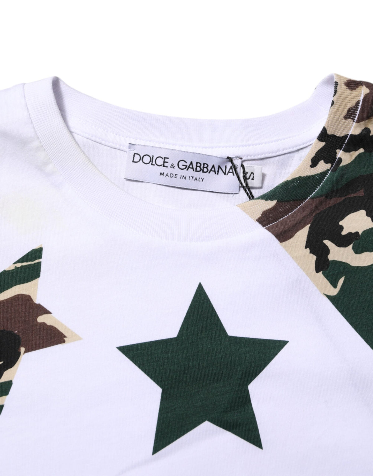 Indulge in the exquisite Dolce & Gabbana White Camouflage Cotton Men Crew Neck T-shirt, a luxurious blend of comfort and sophistication, crafted for the discerning individual.