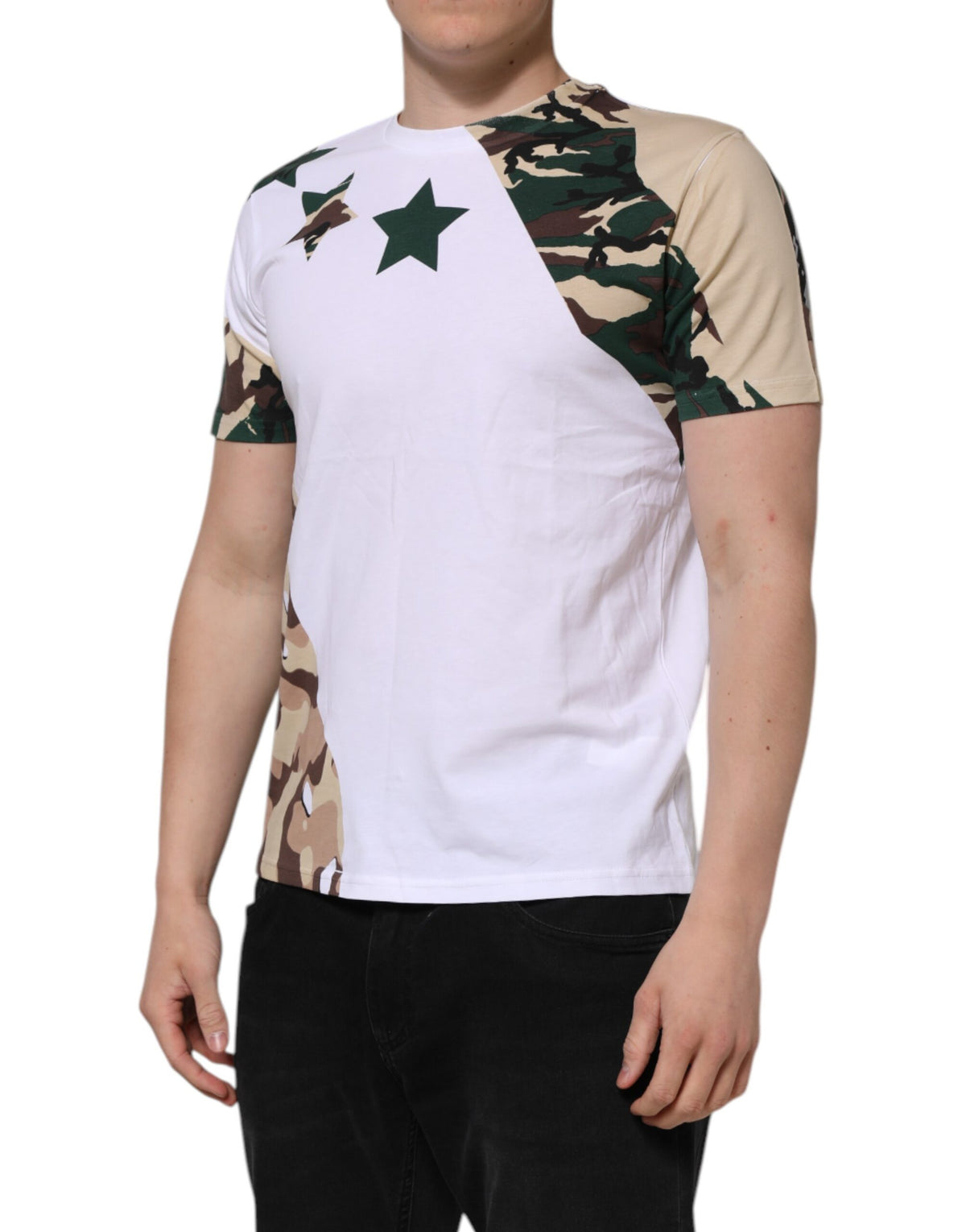 Indulge in the exquisite Dolce & Gabbana White Camouflage Cotton Crew Neck T-shirt, a luxurious statement piece crafted in Italy for the discerning individual who embodies elegance and sophistication.