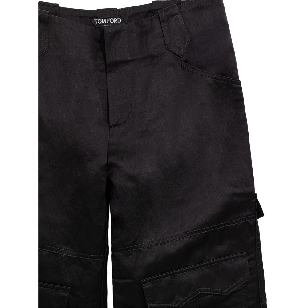 Experience the exquisite allure of Tom Ford Black Viscose Cargo Pants, where luxurious craftsmanship meets modern elegance, perfect for any sophisticated occasion.