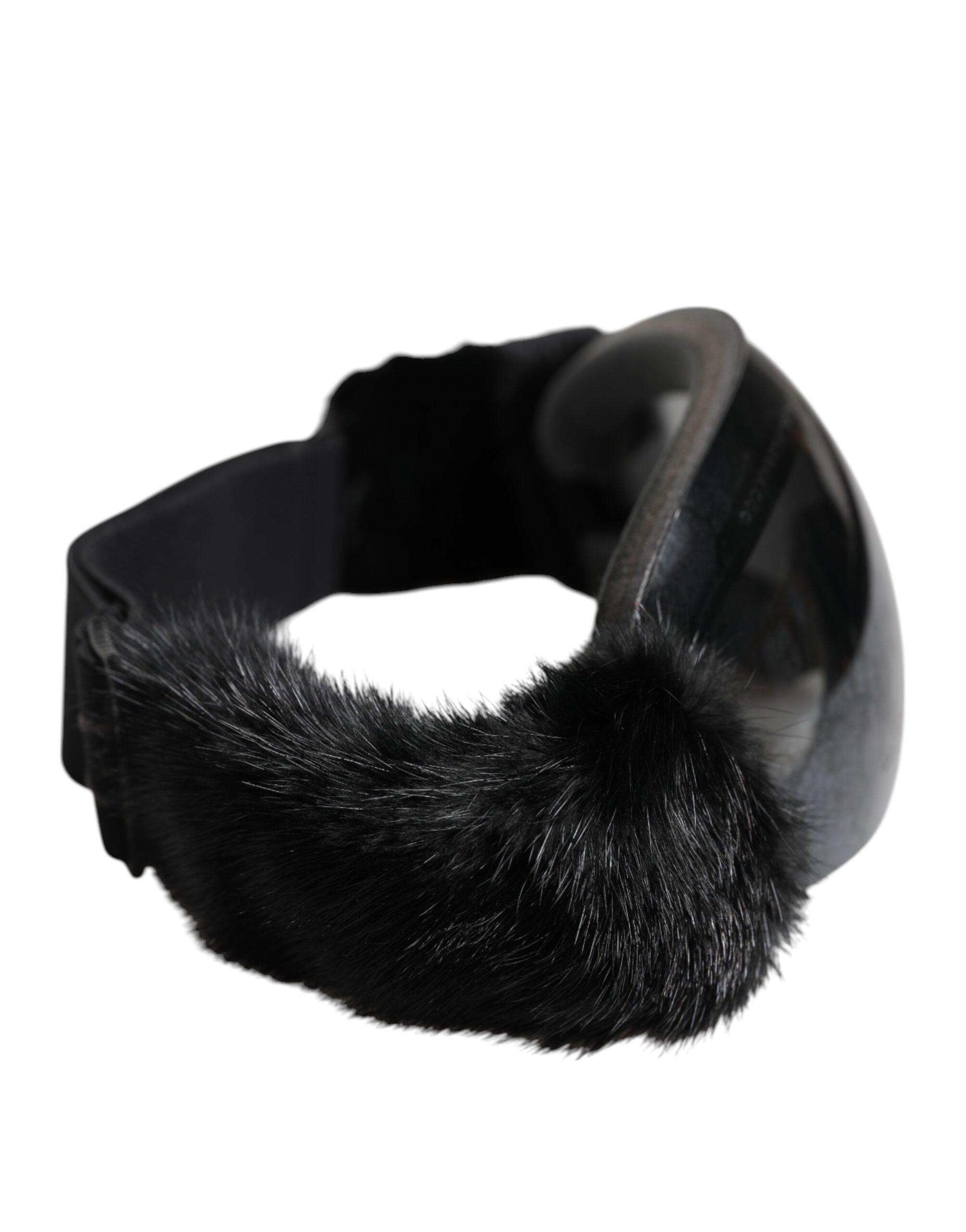 Indulge in the Dolce & Gabbana Black Bi0759 Lace Mirrored Ski Goggles, where exquisite Italian craftsmanship meets luxurious design for the discerning individual.