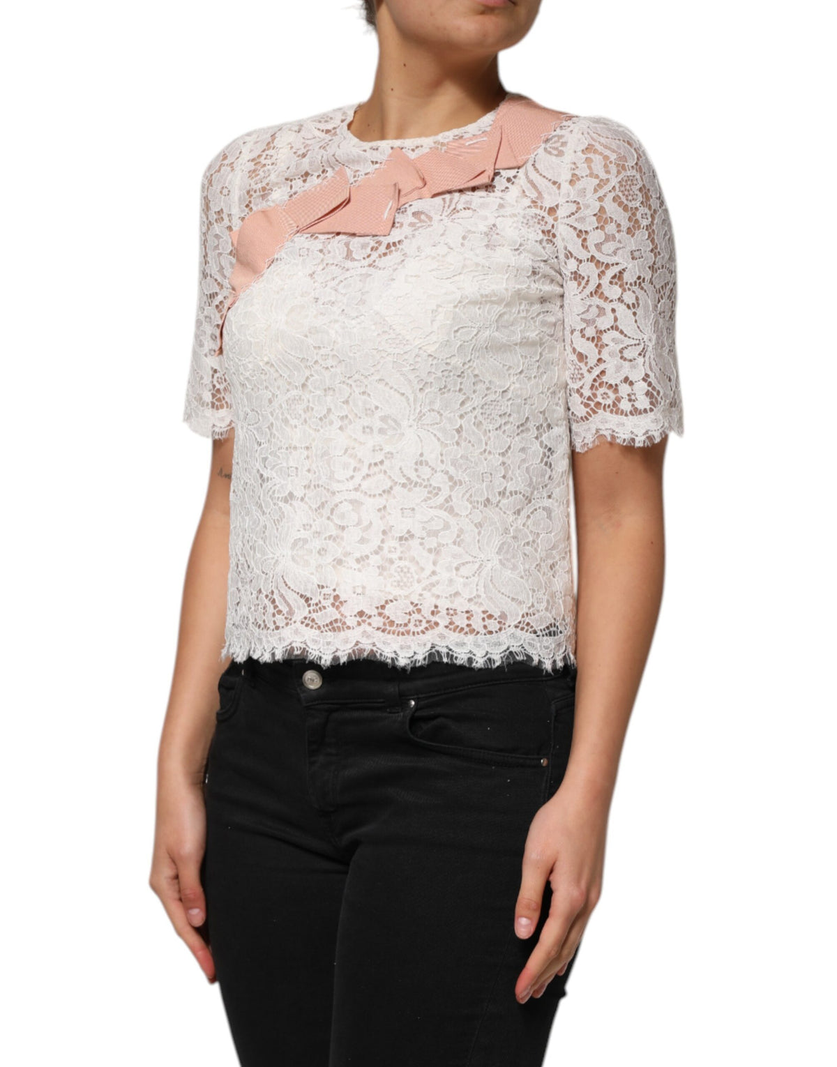 Elevate your wardrobe with the Dolce & Gabbana White Floral Lace Short Sleeves Blouse, a luxurious blend of exquisite craftsmanship and timeless elegance, perfect for any occasion.