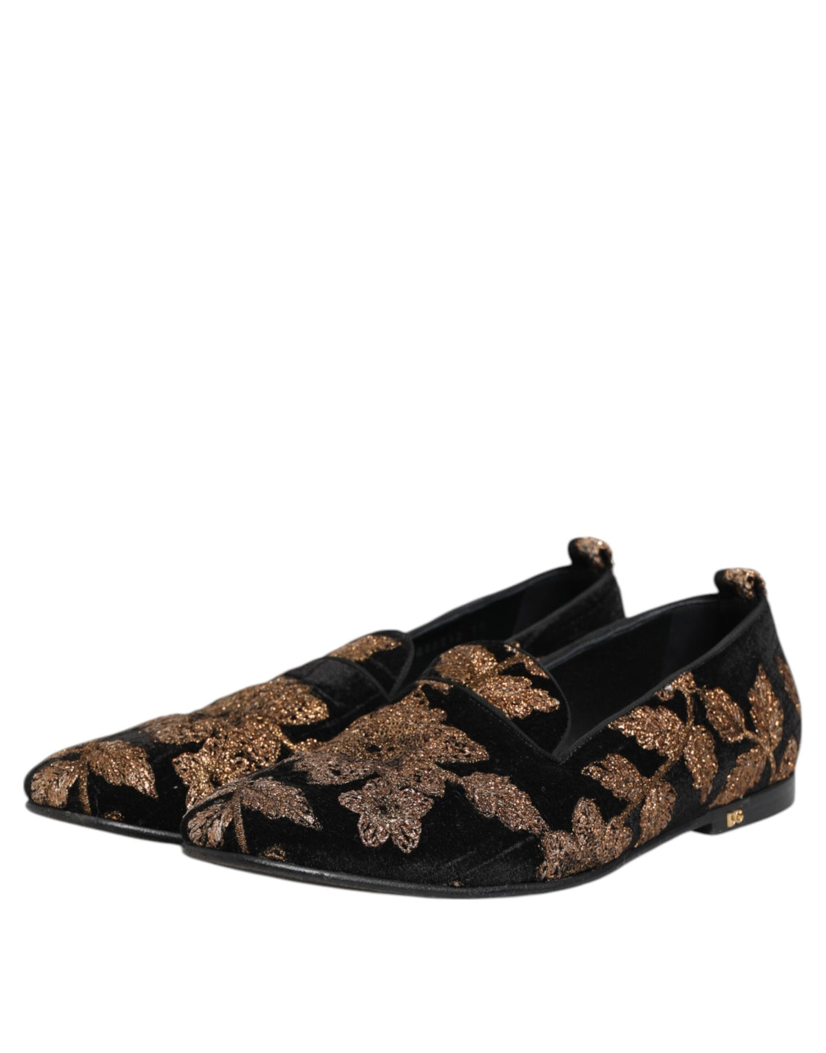 Experience opulent elegance with Dolce & Gabbana's Black Floral Embroidery Loafers, crafted from sumptuous velvet, embodying luxury and sophistication for the discerning individual.