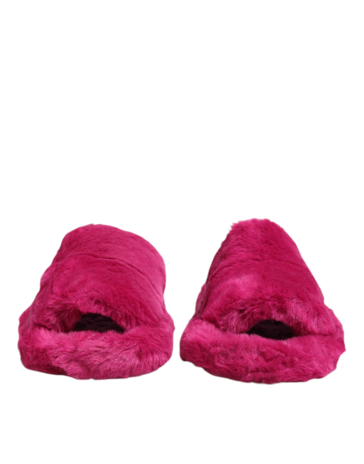 Experience the exquisite Dolce & Gabbana Pink Acrylic Faux Fur Mens Flats Sandals, where Italian craftsmanship meets luxurious comfort for a chic summer statement.
