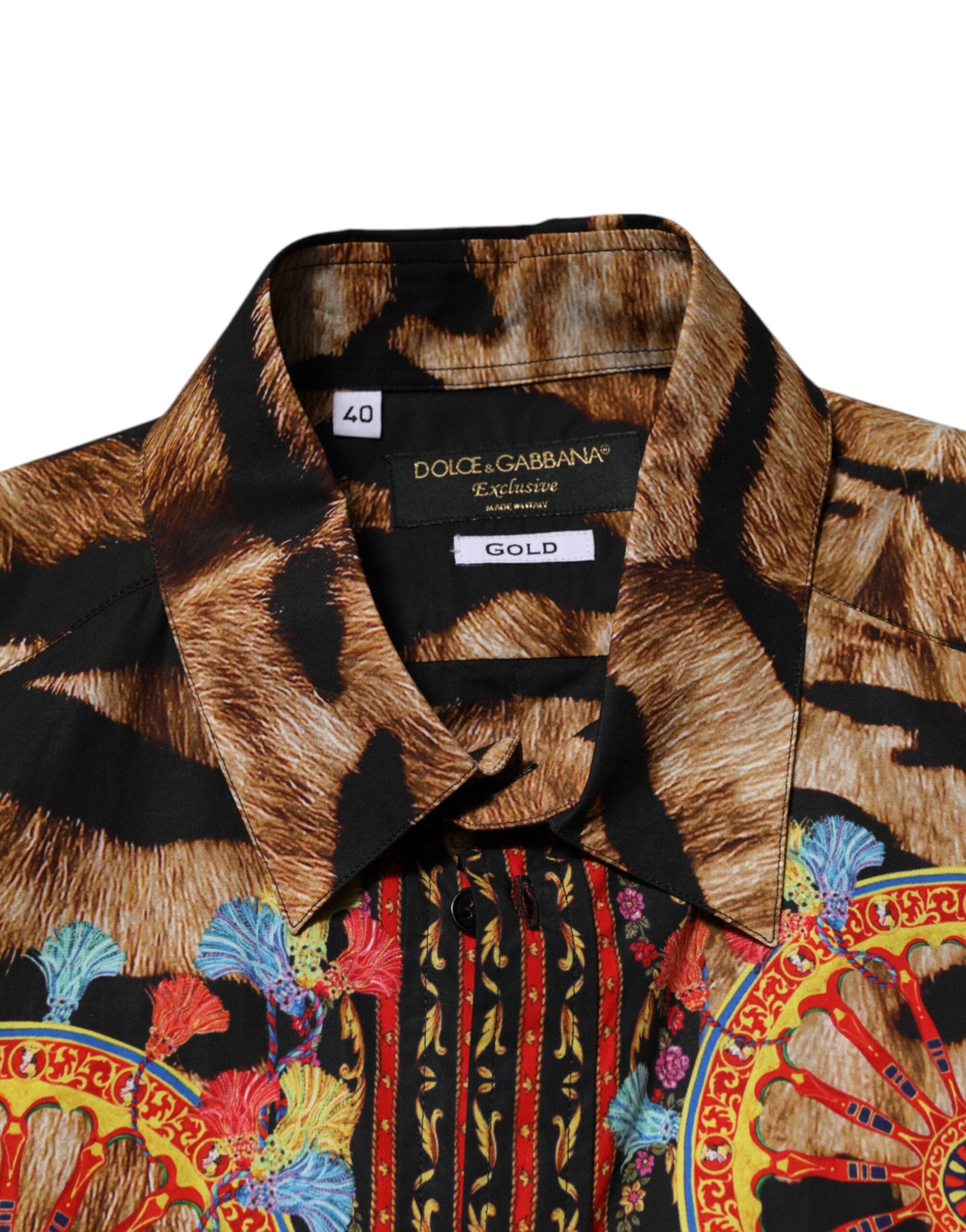 Indulge in the opulence of Dolce & Gabbana's GOLD Cotton Tiger Carretto Long Sleeve Shirt, a masterpiece of Italian craftsmanship that embodies sophistication and allure.