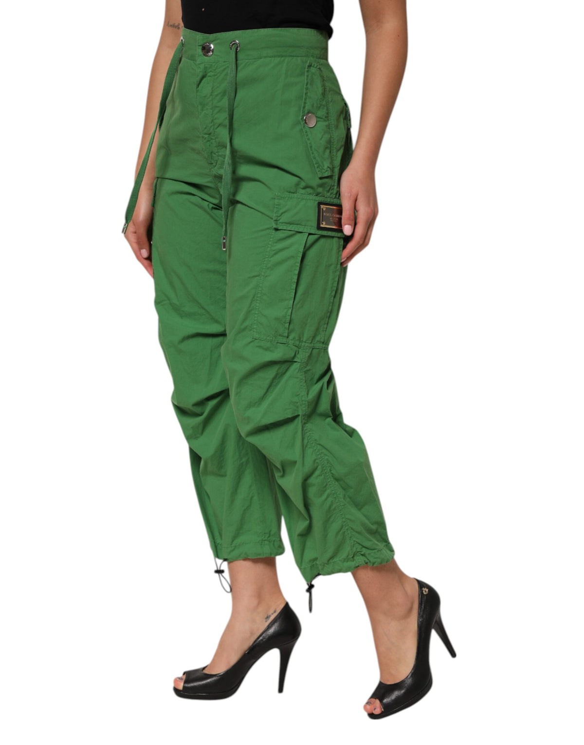 Indulge in the exquisite Dolce & Gabbana Green Cotton High Waist Cargo Trouser Pants, where Italian craftsmanship meets luxurious comfort for the discerning individual.