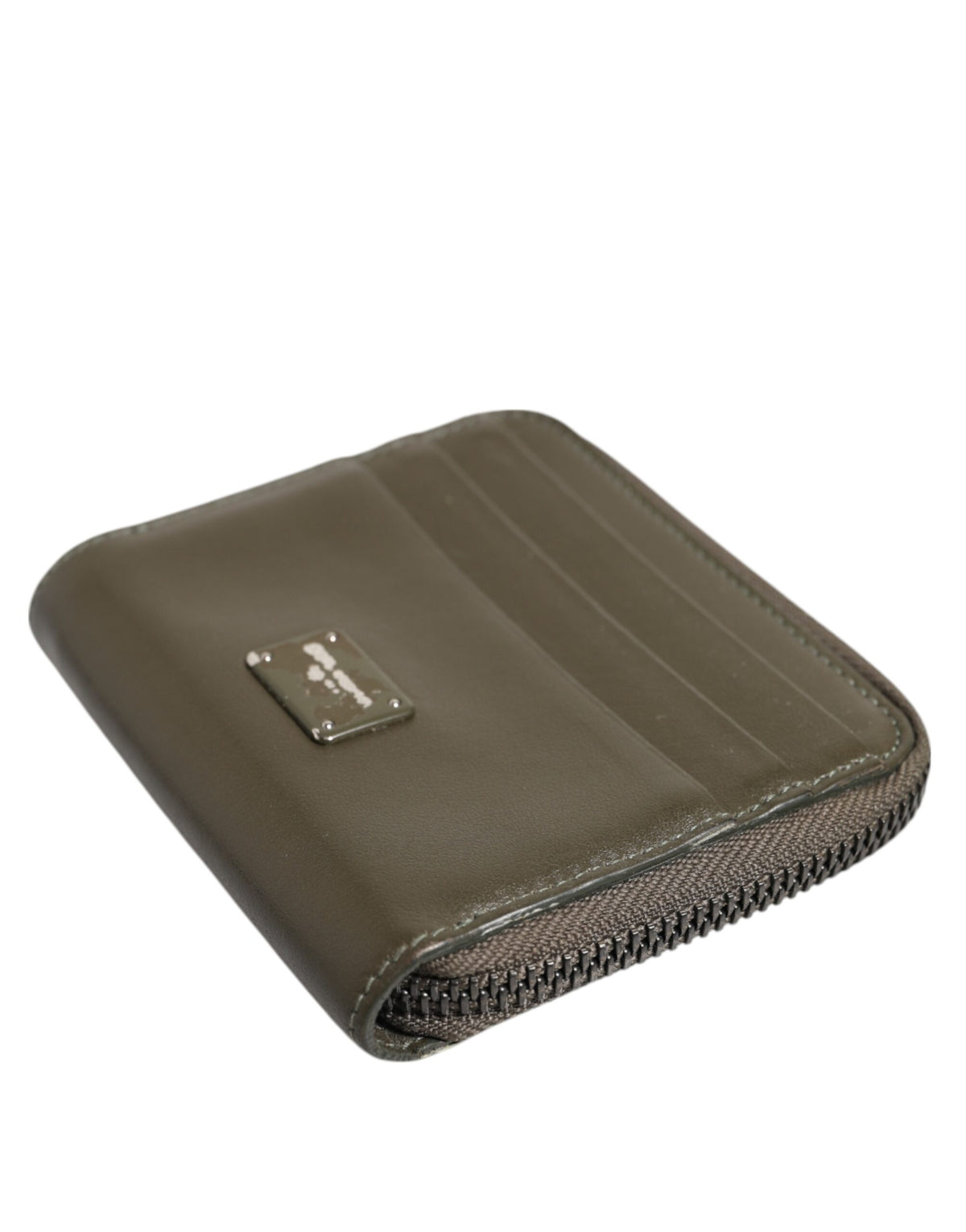 Discover the Dolce & Gabbana Brown Leather Logo Plaque Card Holder Coin Purse Wallet, a testament to Italian craftsmanship and timeless elegance, perfect for the discerning individual.