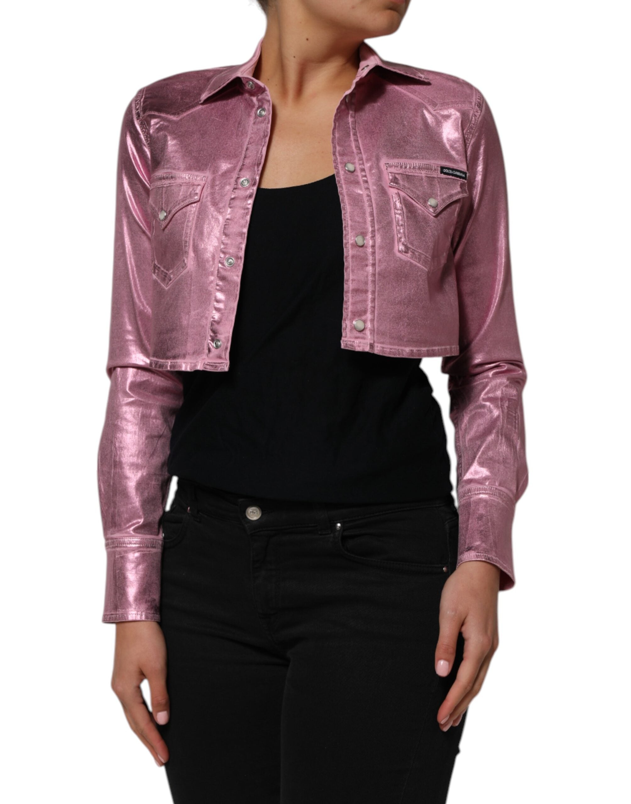 Discover the exquisite Dolce & Gabbana Pink Cotton Stretch Collared Cropped Jacket, a masterpiece of Italian craftsmanship that embodies luxury and elegance for the discerning individual.
