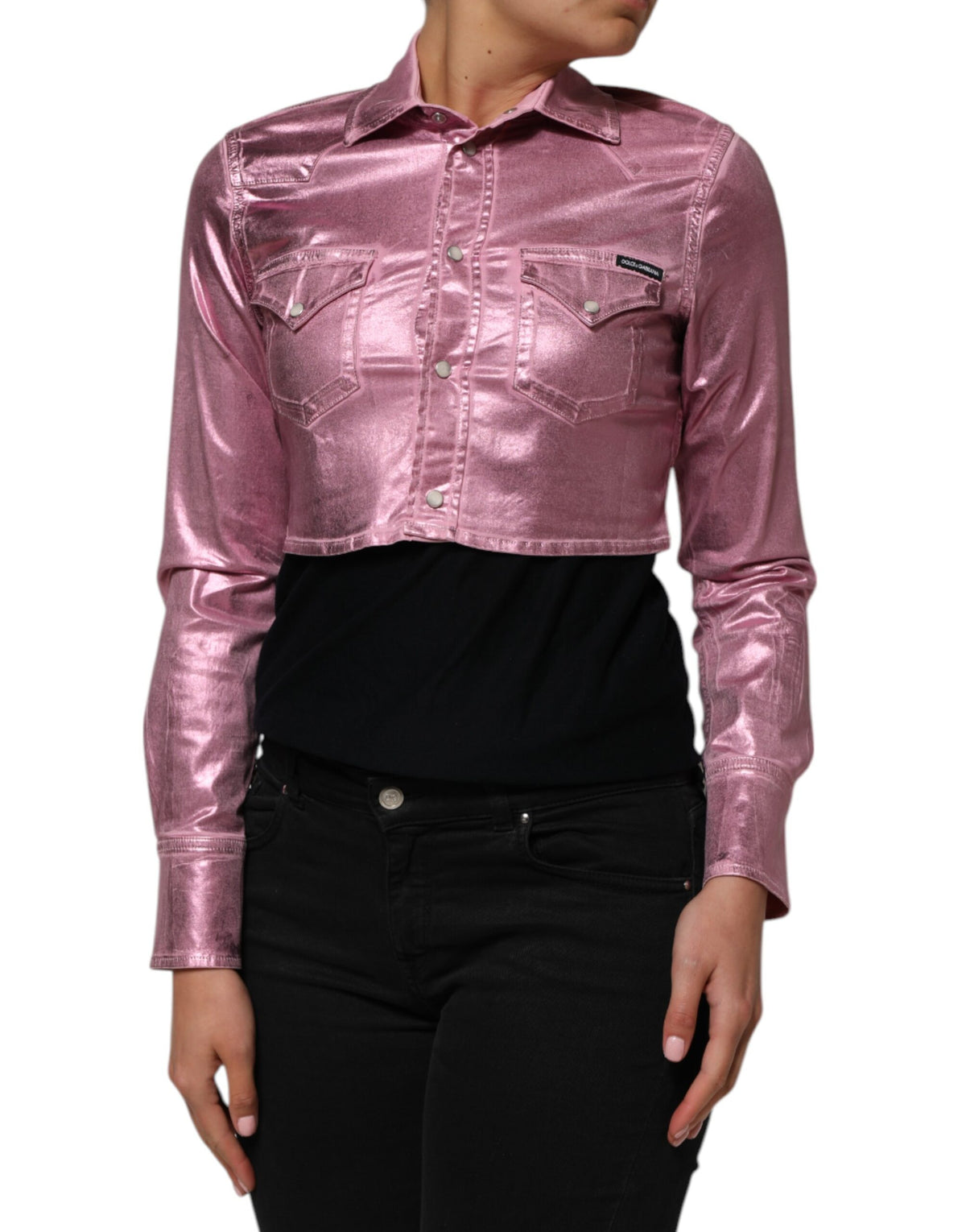 Discover the Dolce & Gabbana Pink Cotton Stretch Collared Cropped Jacket, a masterpiece of Italian craftsmanship that embodies timeless elegance and luxurious allure.