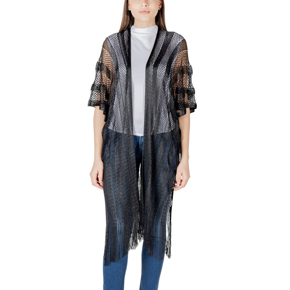 Elevate your style with the Liu Jo Black Polyester Scarf, a luxurious accessory blending bohemian flair and timeless elegance, perfect for any sophisticated occasion.