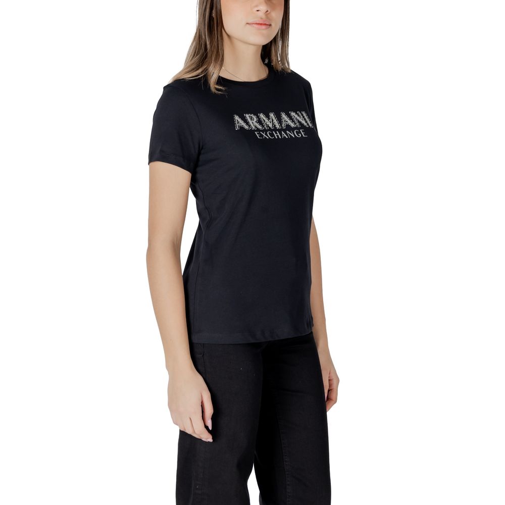 Elevate your wardrobe with the Armani Exchange Black Cotton Long Sleeve T-Shirt, a timeless piece of luxurious craftsmanship designed for effortless sophistication.
