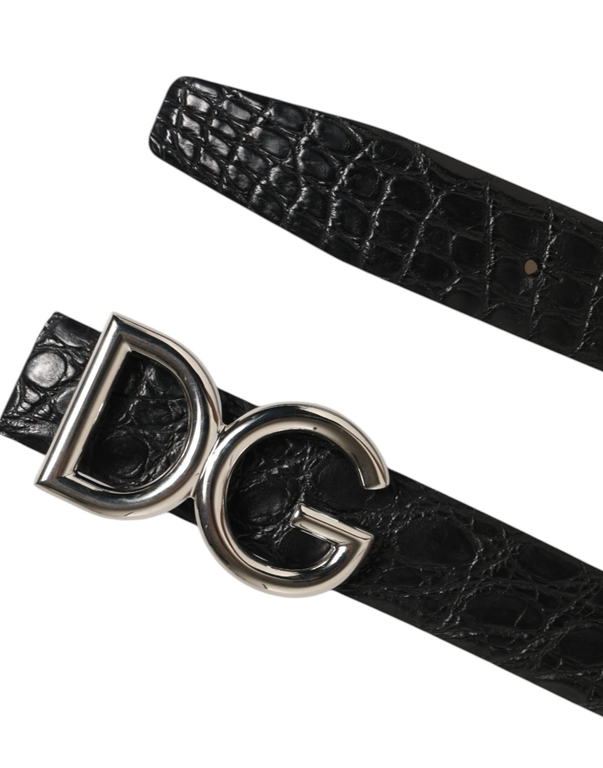 Elevate your style with the Dolce & Gabbana Black Exotic Leather DG Logo Buckle Belt, a masterpiece of Italian craftsmanship that embodies luxury and sophistication.