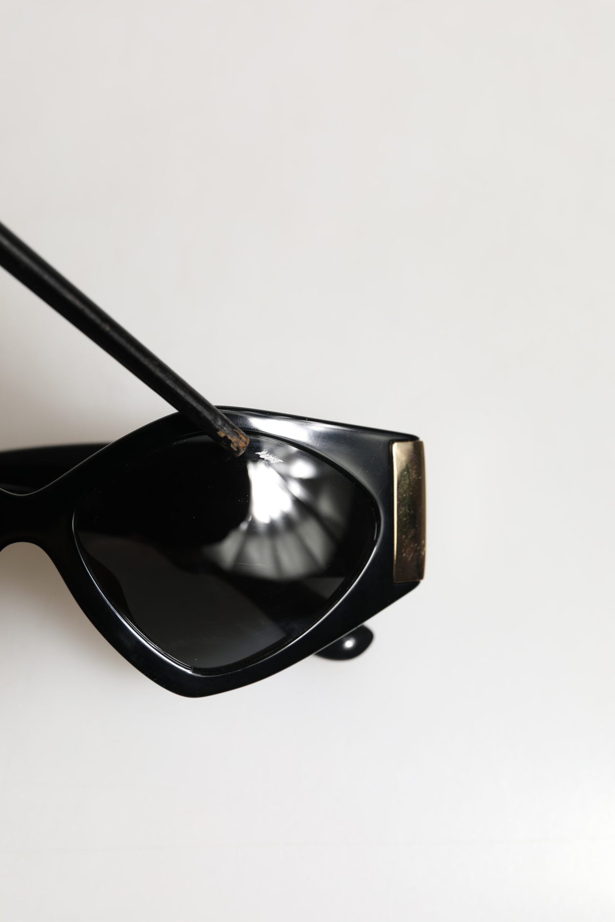 Experience the allure of Dolce & Gabbana DG4396 sunglasses, crafted from premium acetate with gray gradient lenses, embodying timeless sophistication and luxury.