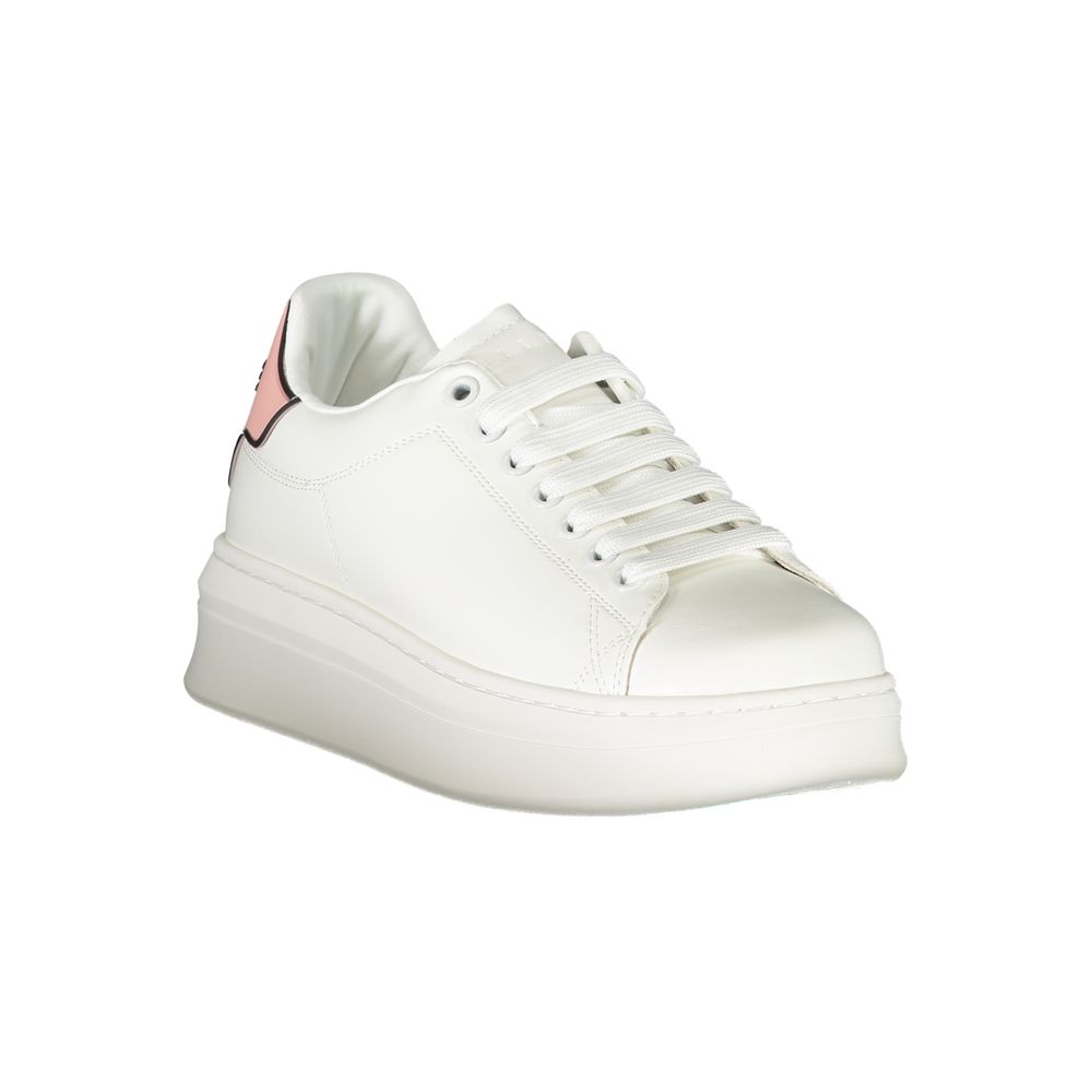 Elevate your style with the Gaelle Paris Rosa Poliuretano Women Sneaker, a luxurious blend of artisanal craftsmanship and chic design, perfect for the discerning fashionista.