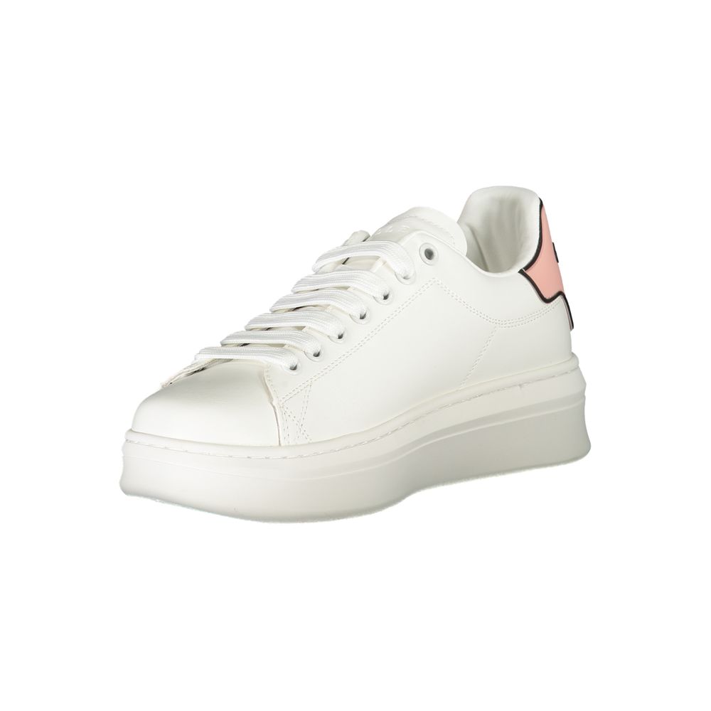 Elevate your style with Gaelle Paris Rosa Poliuretano Women Sneakers, a luxurious blend of Italian craftsmanship and chic design, perfect for the discerning fashionista.