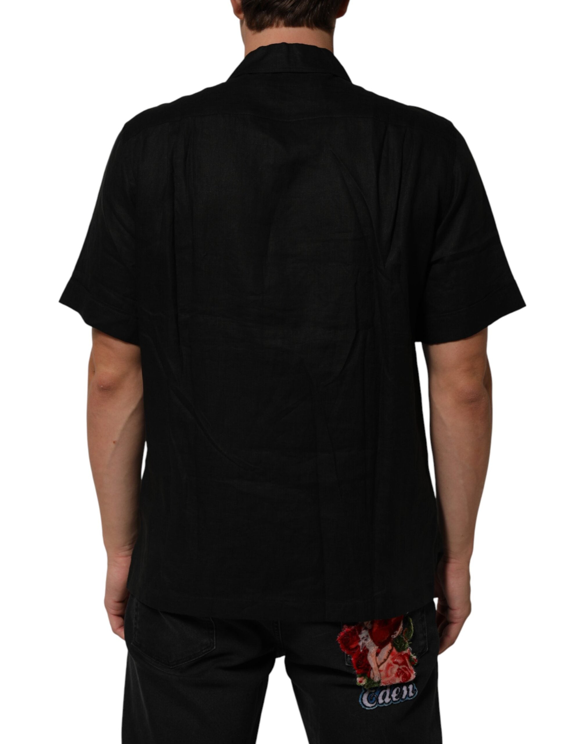 Elevate your wardrobe with the Carhartt Wip Black Linen Collared Short Sleeve Polo Shirt, a timeless blend of luxurious linen and refined craftsmanship for effortless sophistication.