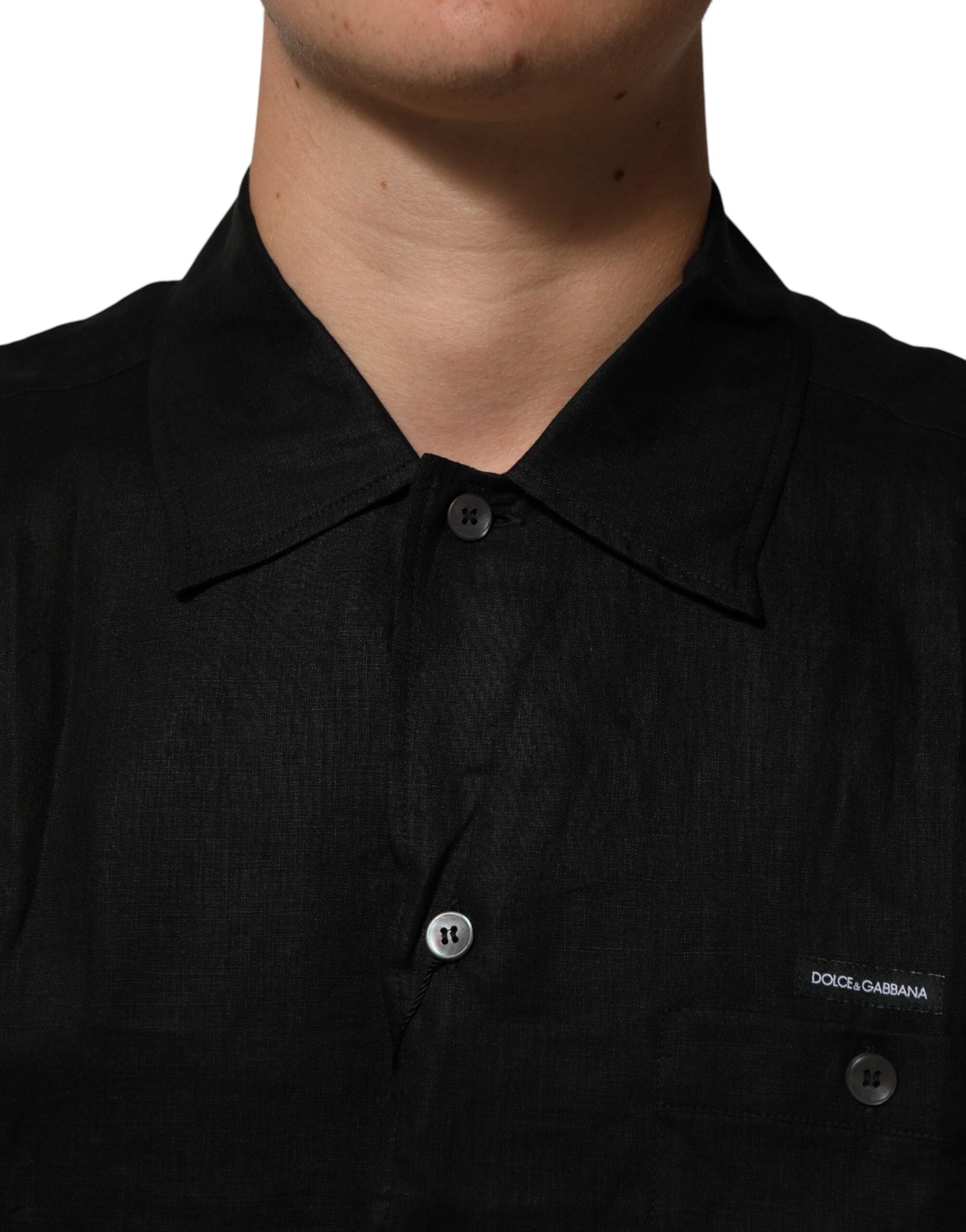 Elevate your wardrobe with the Carhartt Wip Black Linen Collared Short Sleeve Polo Shirt, a timeless blend of luxurious linen and sophisticated design, perfect for any occasion.