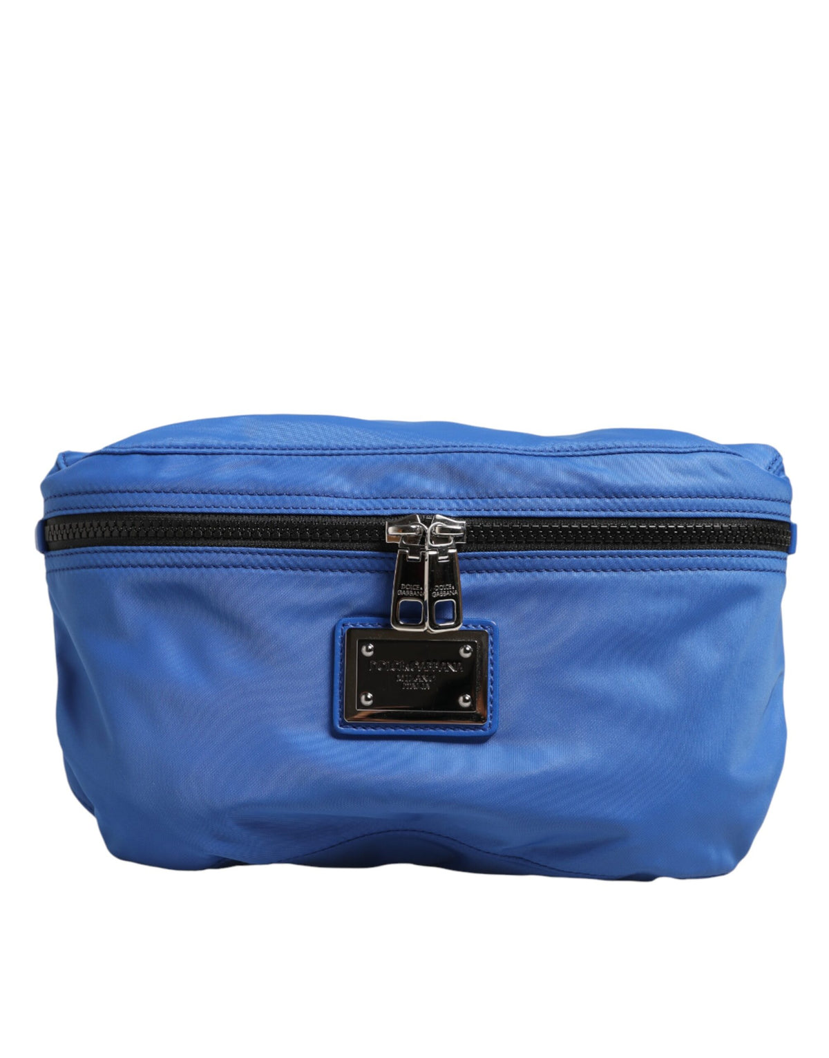 Indulge in the exquisite Dolce & Gabbana Blue Logo Plaque Nylon Fanny Pack, a blend of luxurious materials and sophisticated design, perfect for the modern connoisseur.