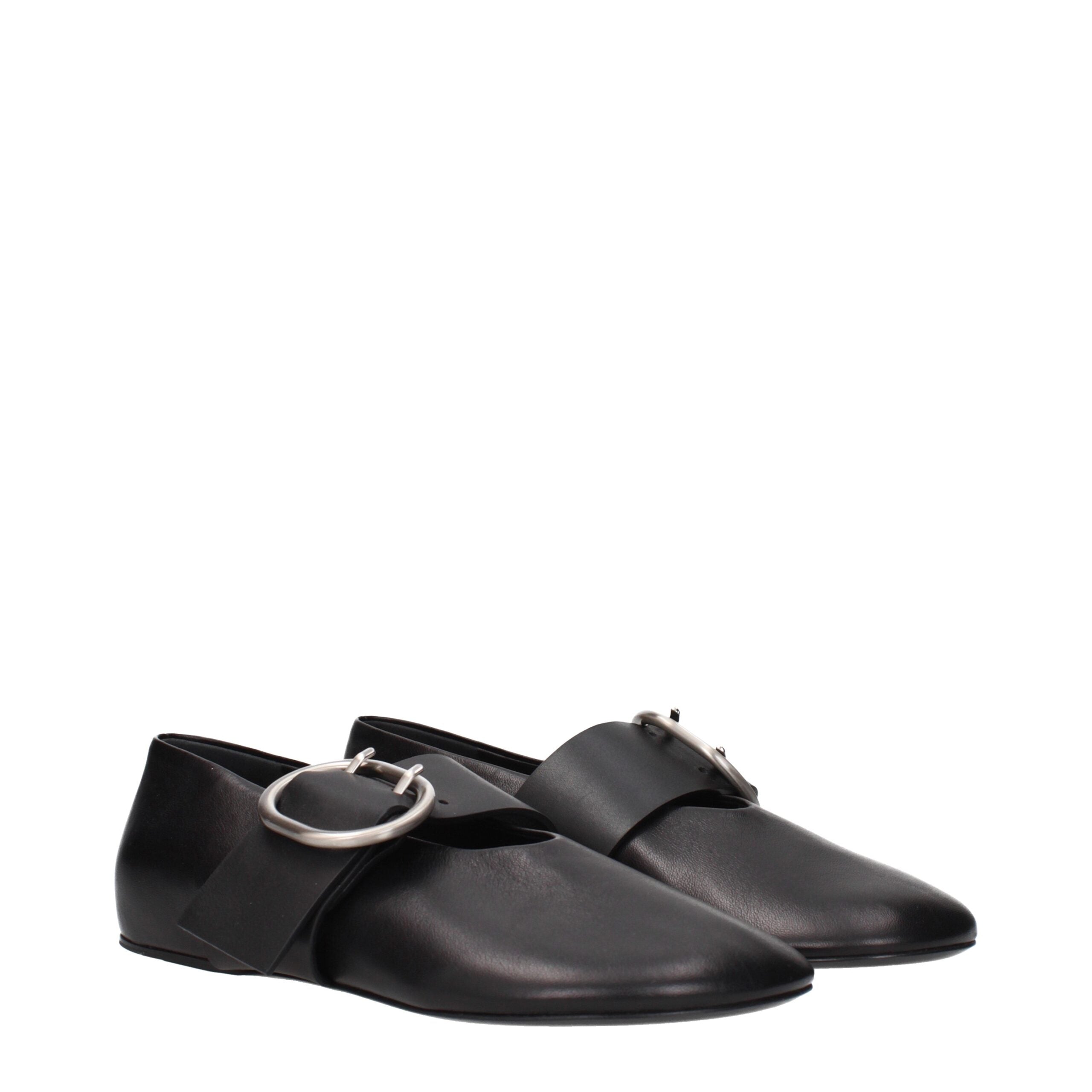 Indulge in the Jil Sander Black Leather Ballet Flats, where exquisite craftsmanship meets timeless elegance, embodying sophistication for the discerning individual.