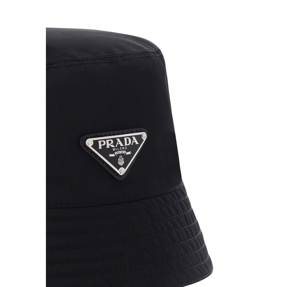 Prada Black Polyamide Bucket Hat – Timeless Luxury Accessory