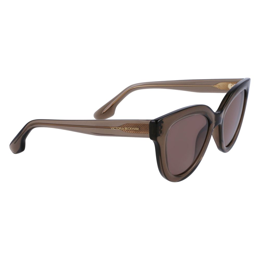 Experience the allure of Victoria Beckham Green Injected Sunglasses, where exquisite craftsmanship meets timeless elegance, perfect for those who embody luxury and sophistication.