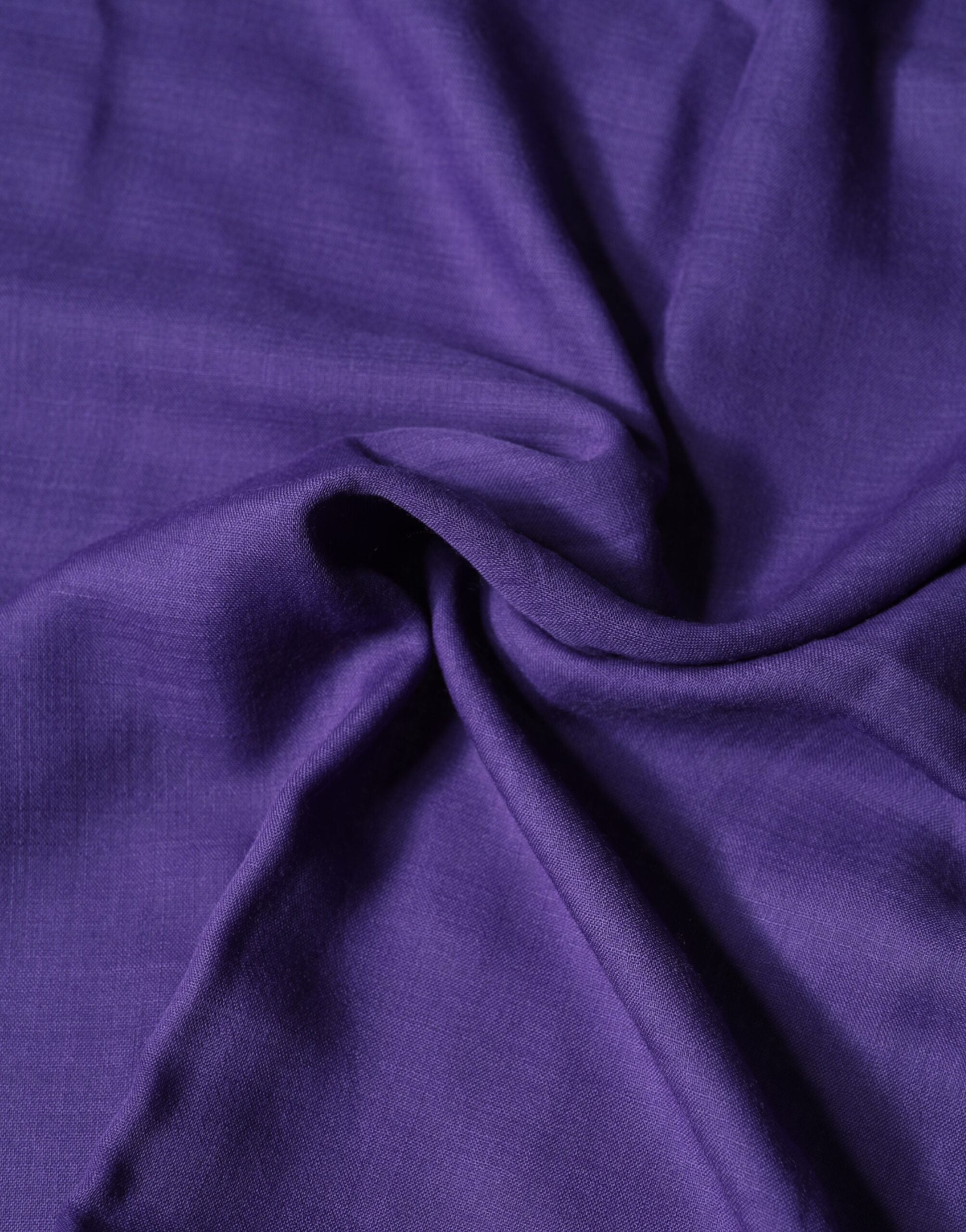 Dolce & Gabbana Purple Lace Stole - Luxurious Cotton Wrap