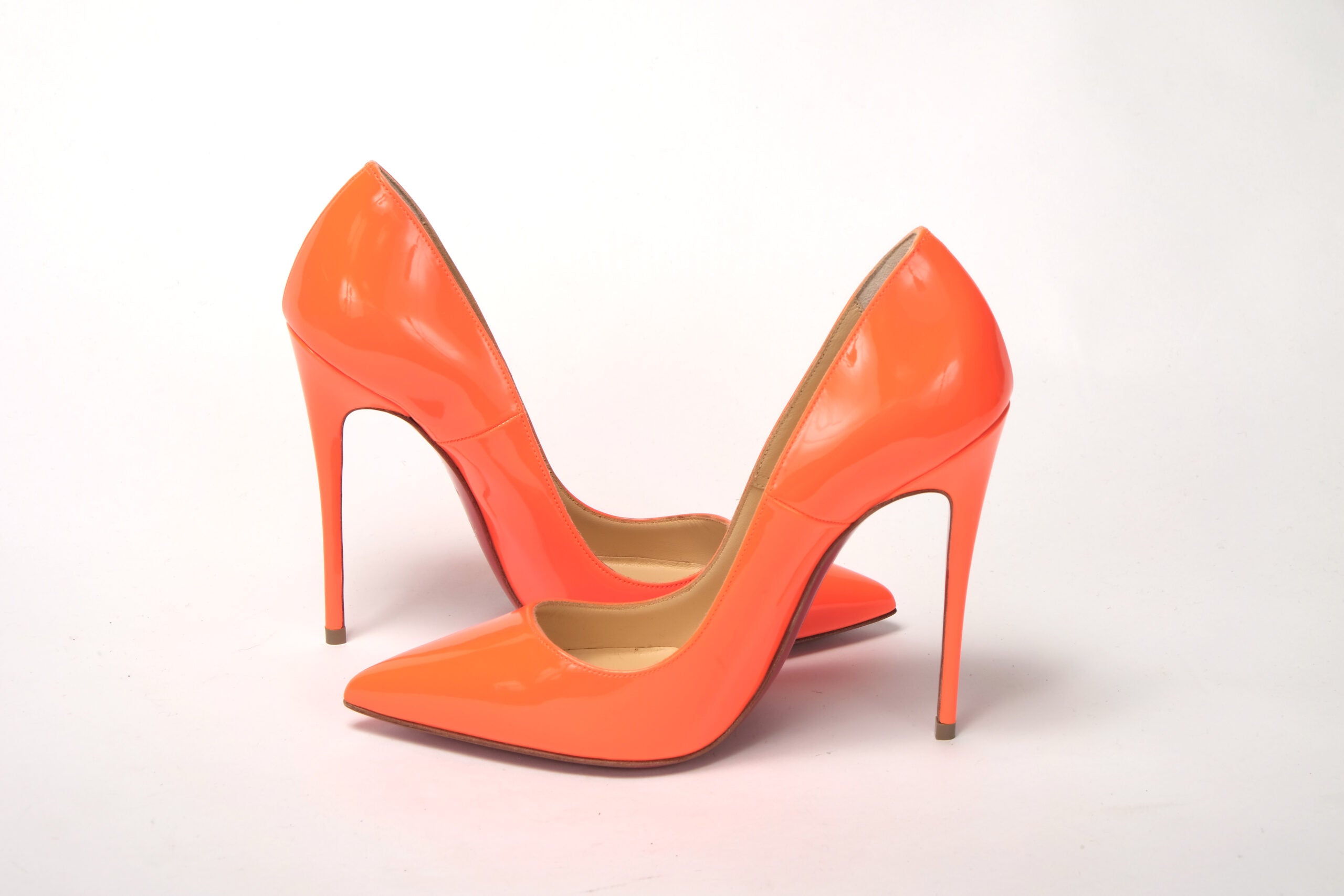 Christian Louboutin Neon Orange So Kate Patent High Heel - DEA STILOSA MILANO
